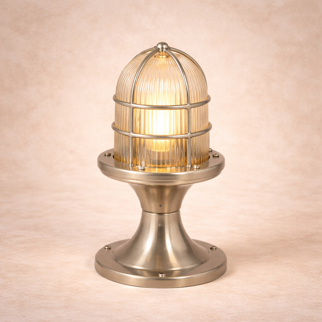 Navigator Wellington Grand Post Lantern - Satin Nickel