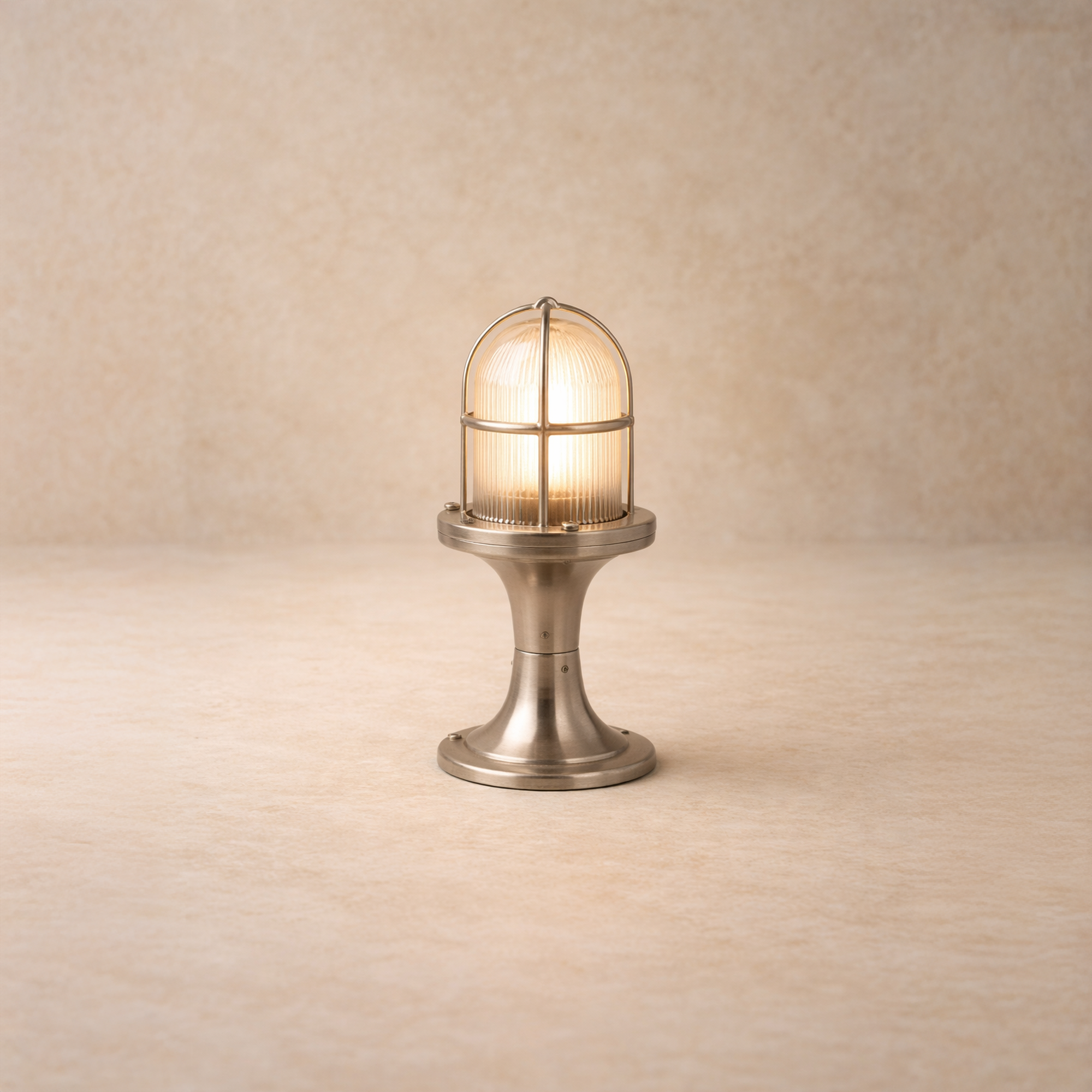 Navigator Wellington Post Lantern - Satin Nickel