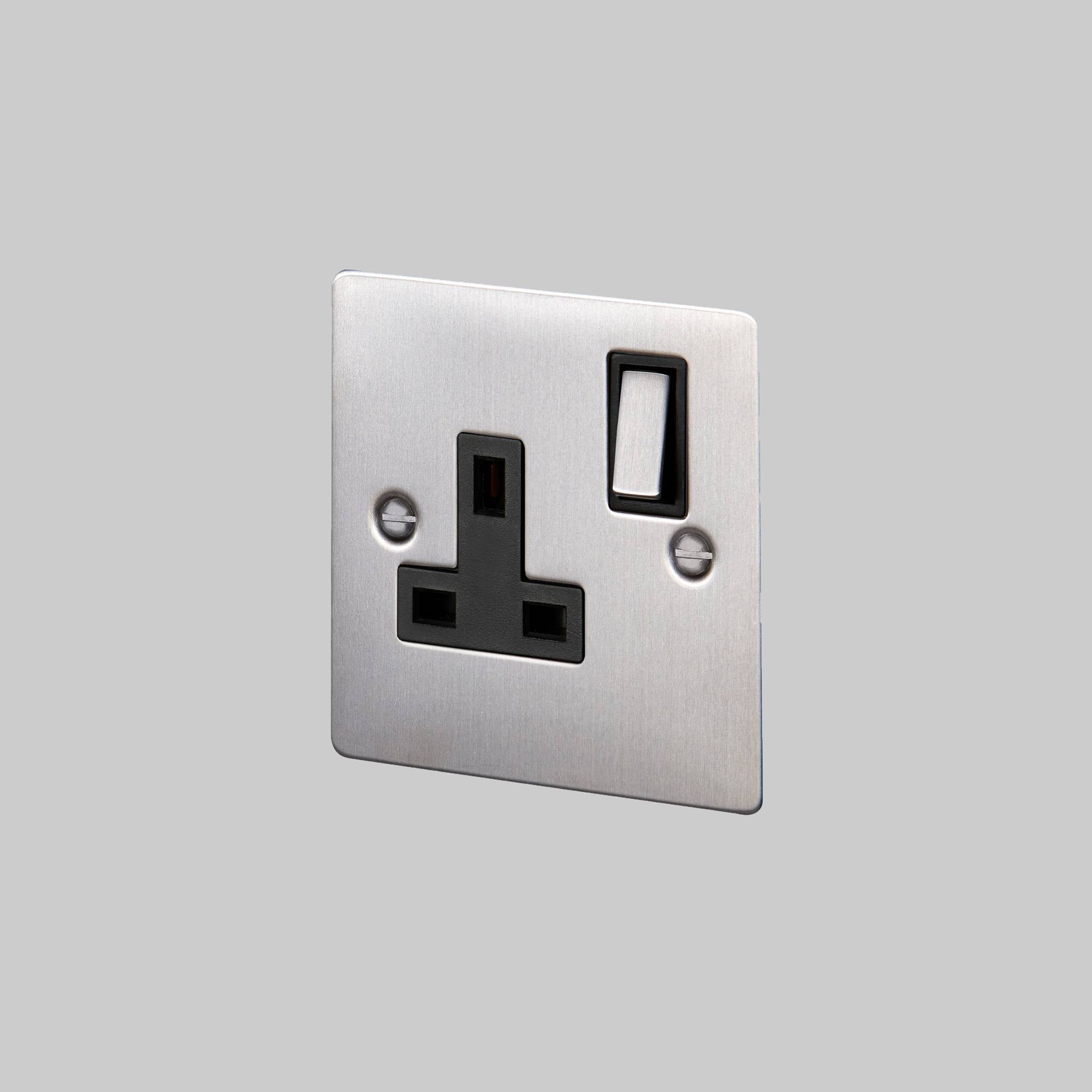 Buster + Punch 1G UK Plug Socket