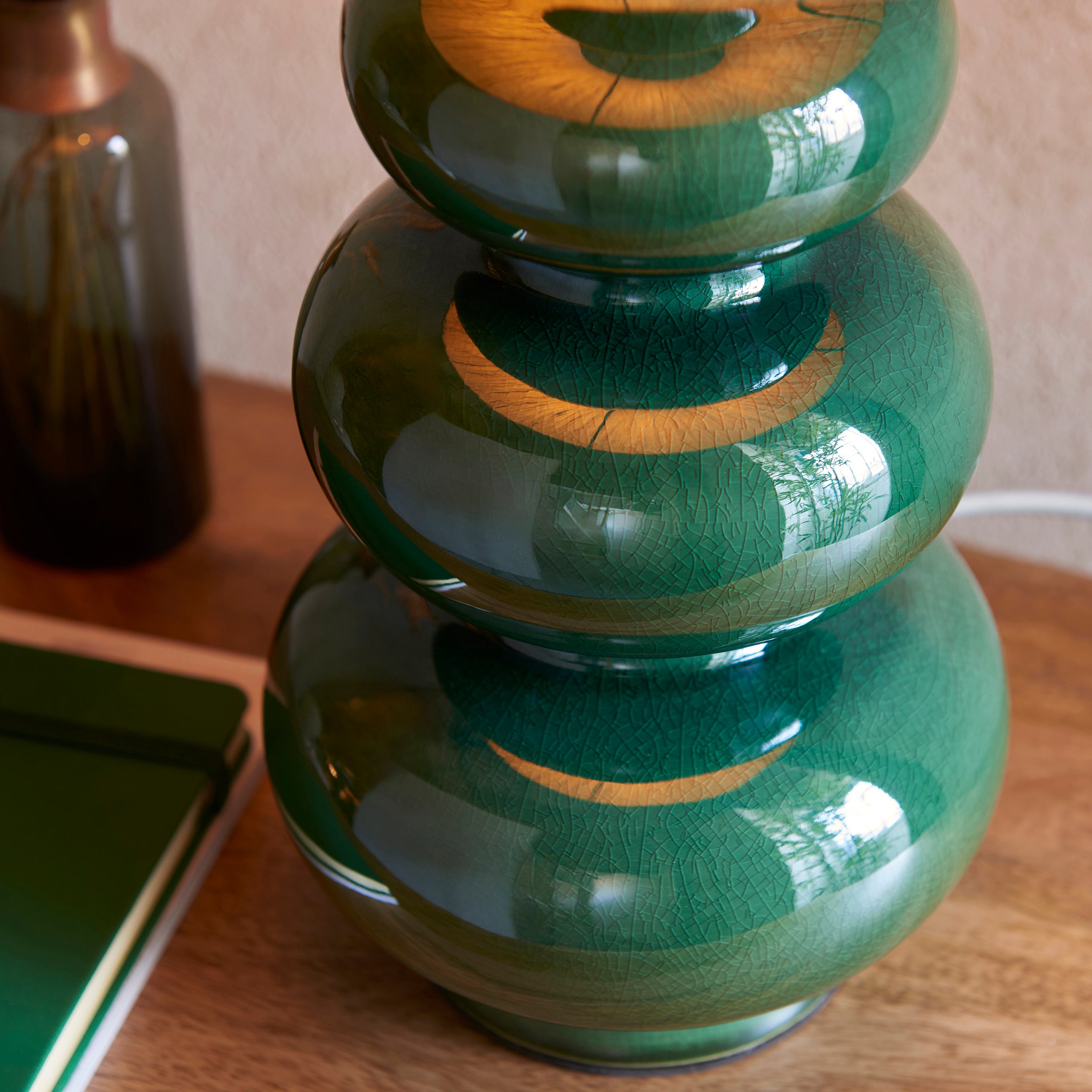 Endon Monroe Single Light Table Lamp - Gloss Green Reactive Glaze & Brushed Aged Brass Plate