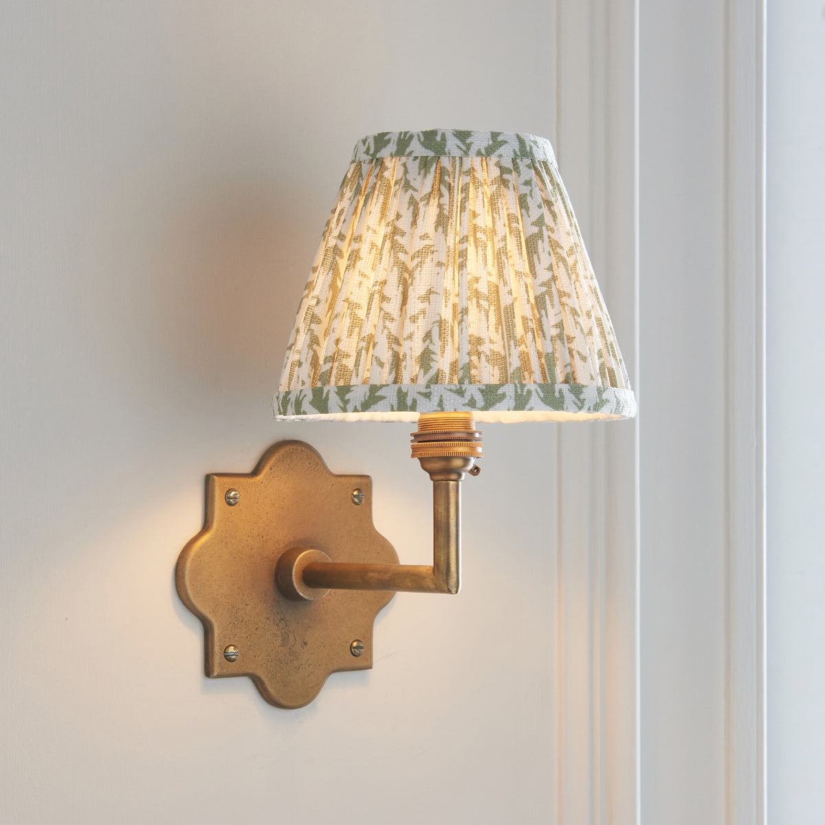 Endon Anvil Angle Wall Light - Antique Brass & Leaf 16cm Herb Garden Green Fabric Shade - detail image 4