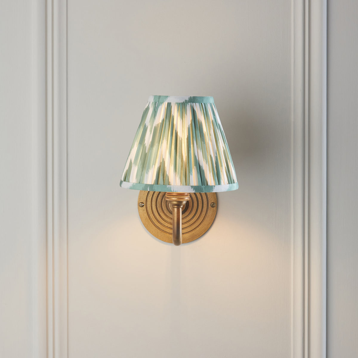 Endon Ripple Curve Wall Light - Antique Brass & Zigzag 16cm Cotswold Green Fabric Shade - detail image 3