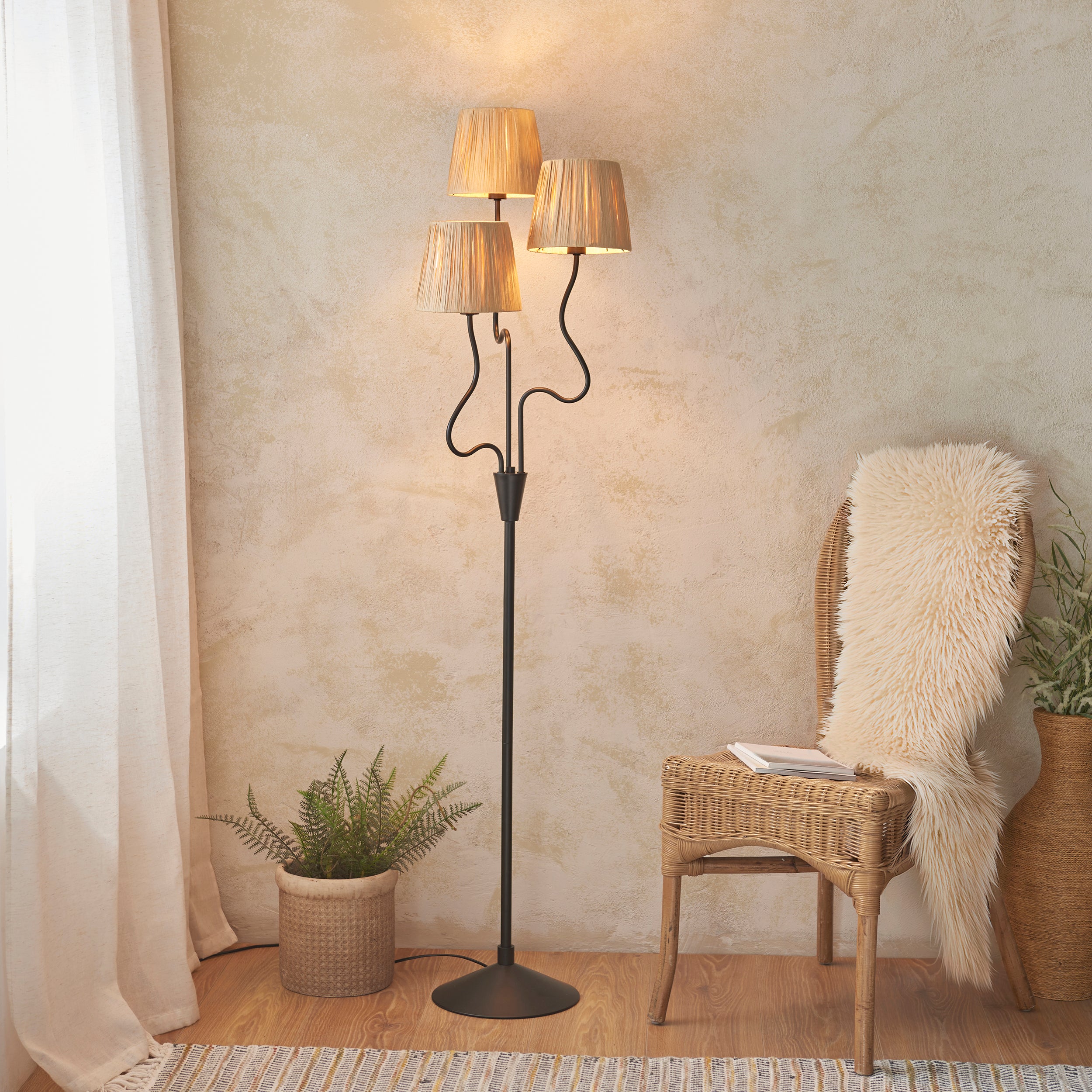 Endon Wriggle 3 Light Floor - Matt Black & Natural Raffia