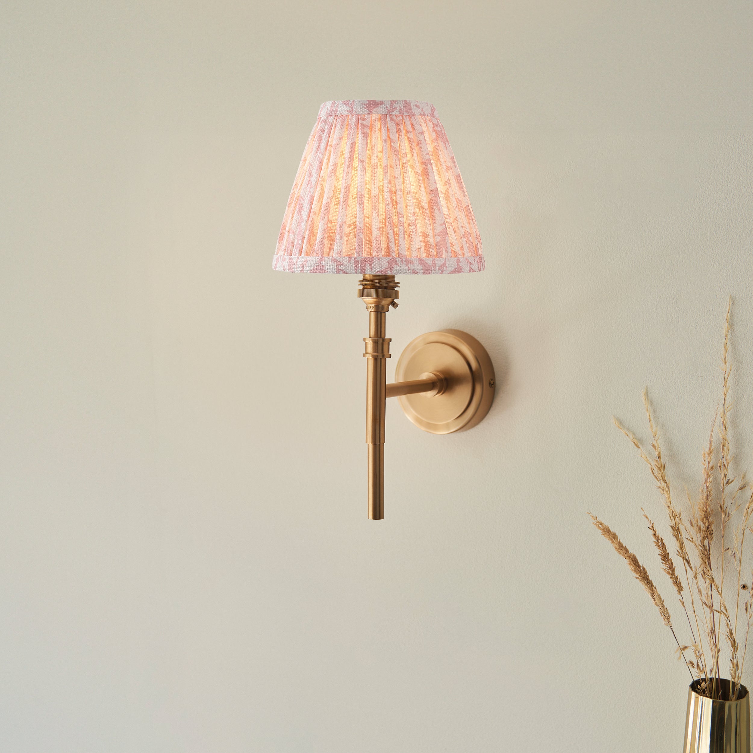 Endon Chester Wall Light & Leaf 16cm Peachy Keen Shade