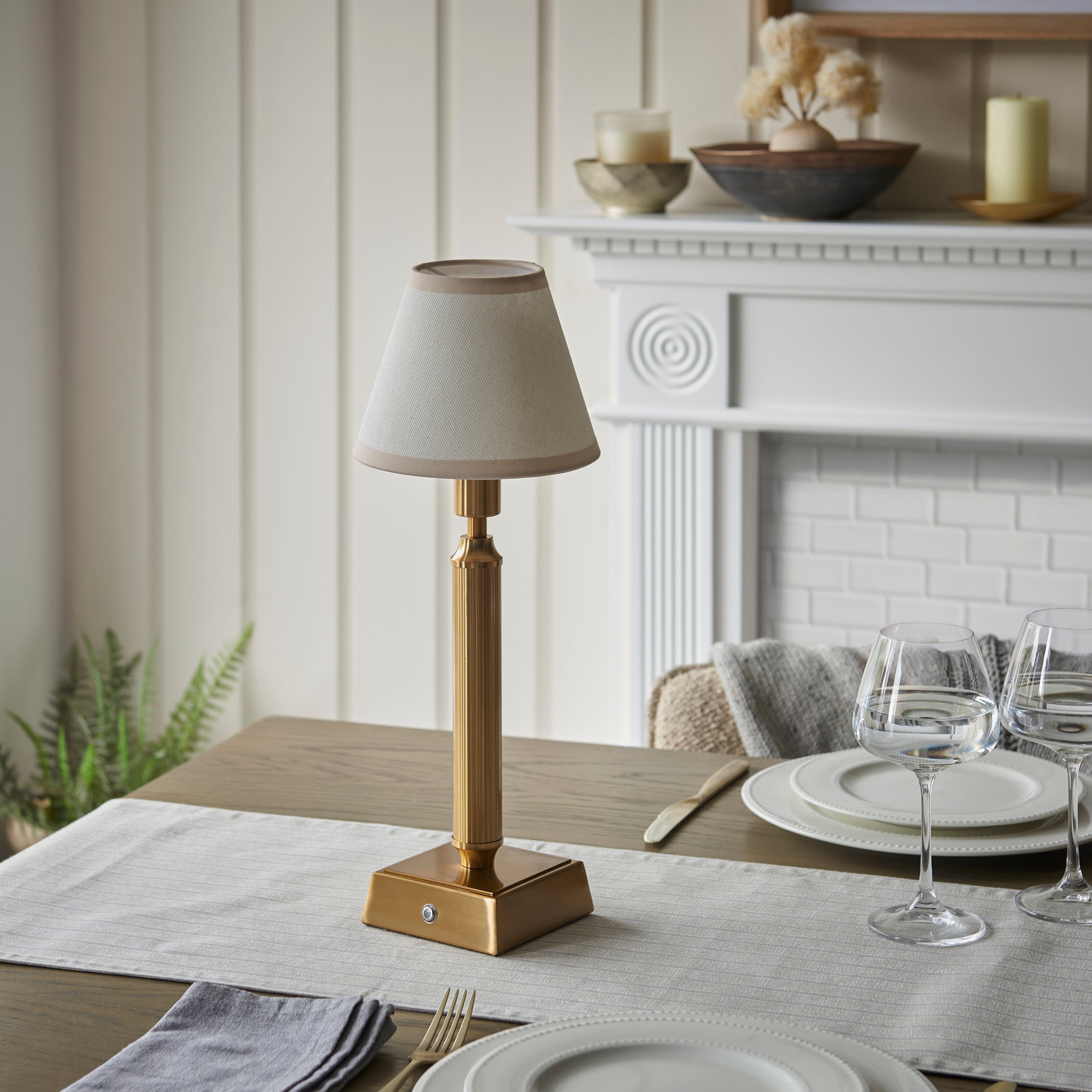Endon Trobridge Rechargeable Table Lamp & Ivy 16cm Vintage White Shade