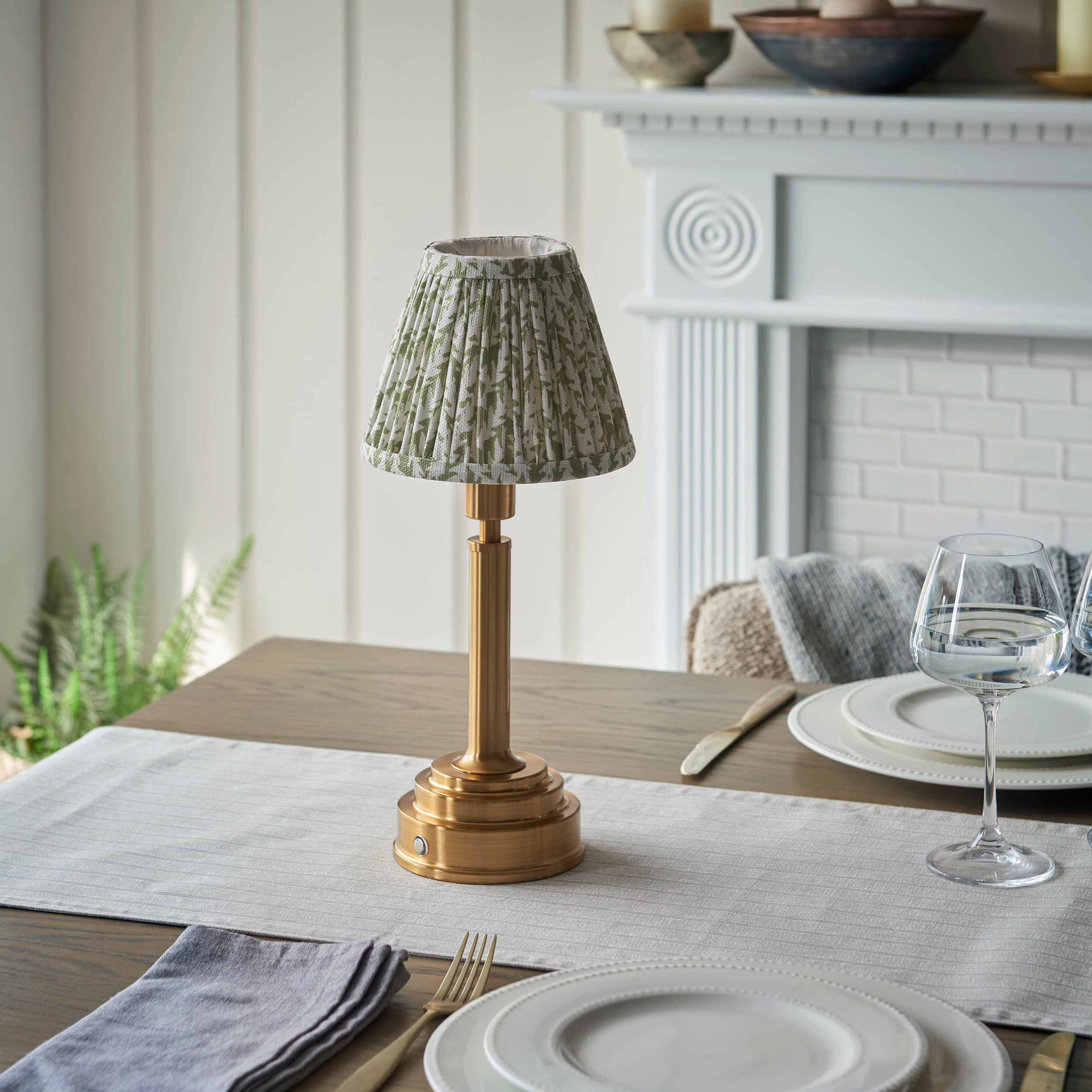 Endon Upton Rechargeable Table Lamp & Leaf 16cm Herb Garden Green Shade