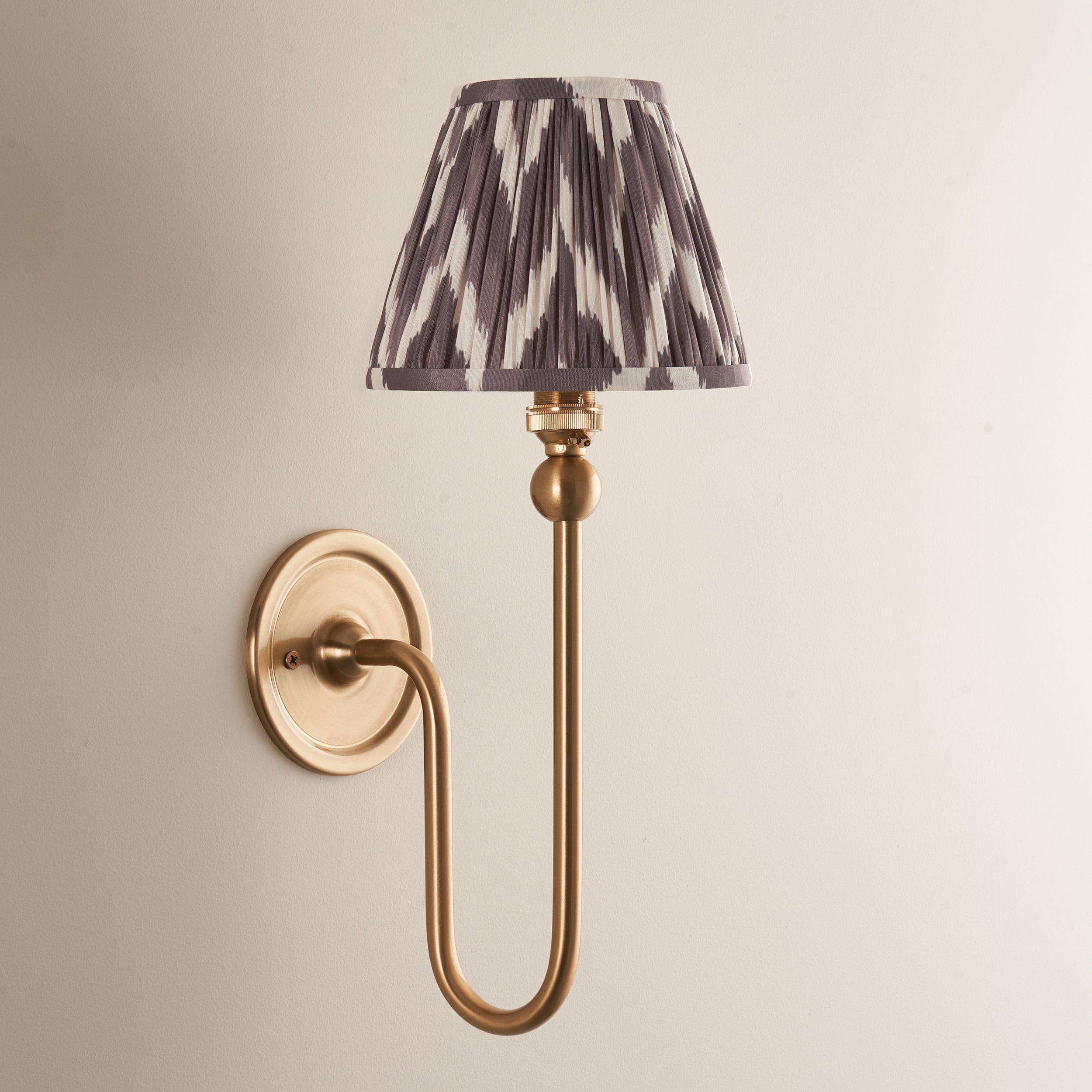 Endon Santiago Wall Light & Zigzag 16cm Pearl Grey Shade