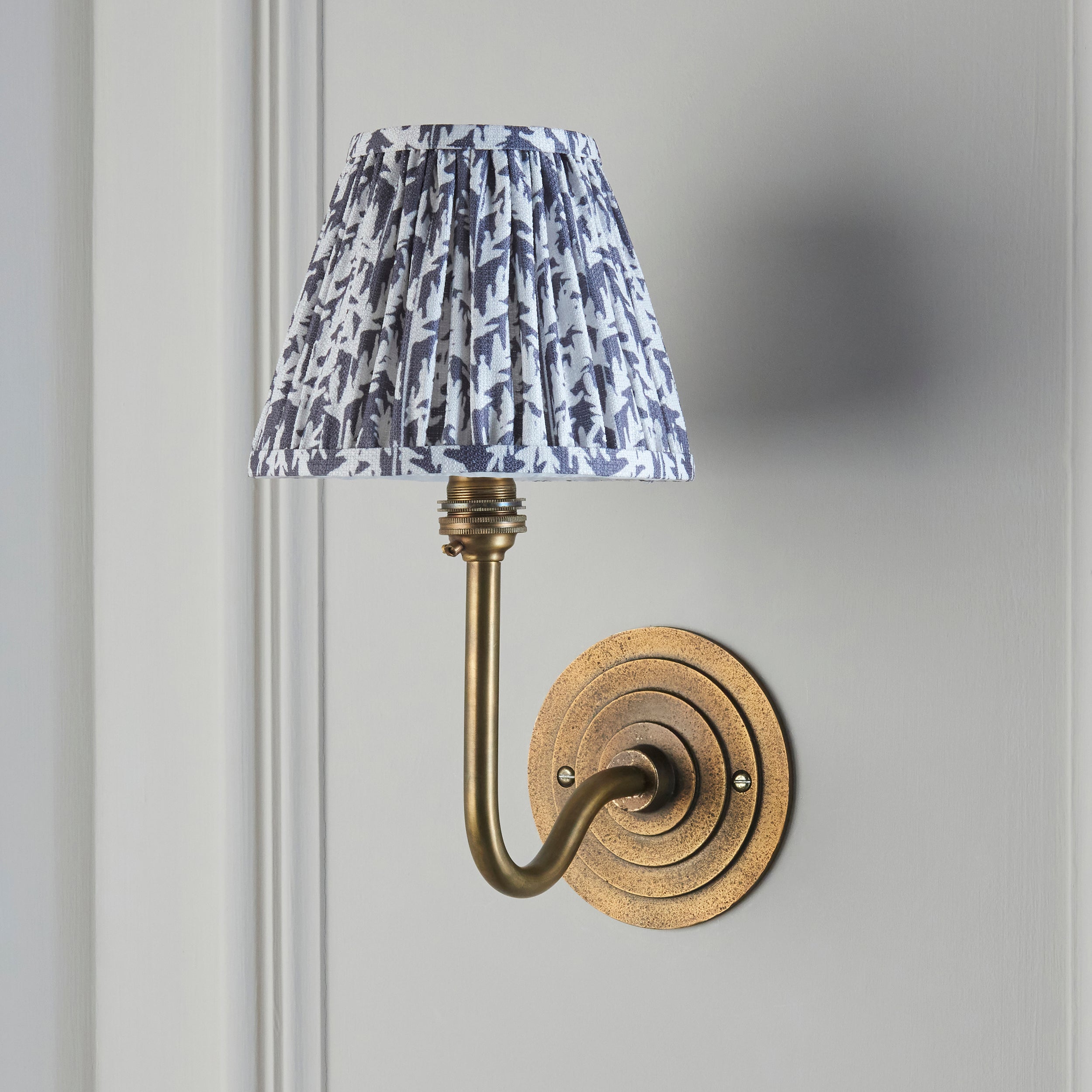Endon Halo Swan & Leaf 16Cm Wall Light - Antique Brass & Pearl Grey Fabric