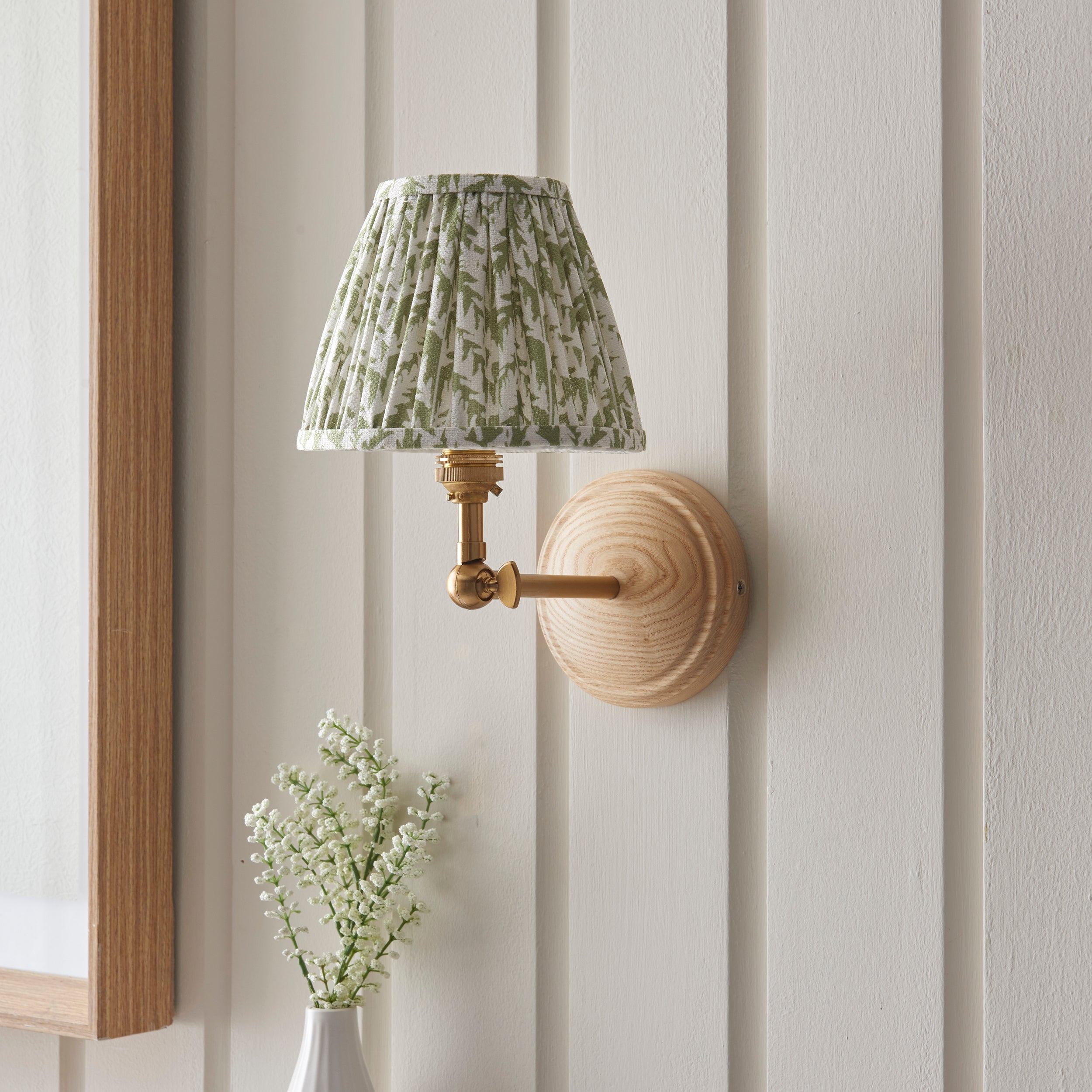 Endon Wood Wing Wall Light & Leaf 16cm Herb Garden Green Shade