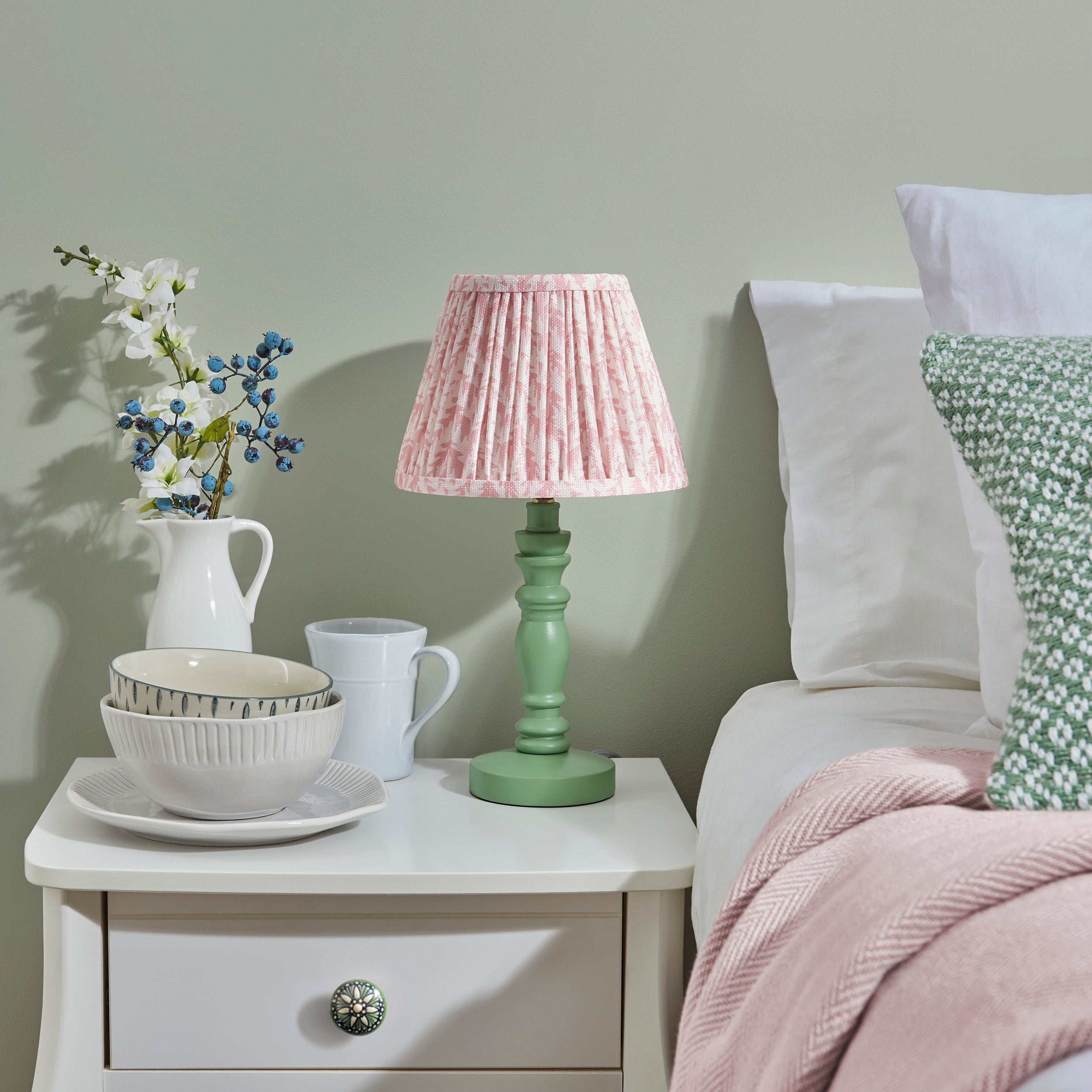 Endon Bibury Satin Cotswold Green Table Lamp & Leaf 20cm Peachy Keen Shade