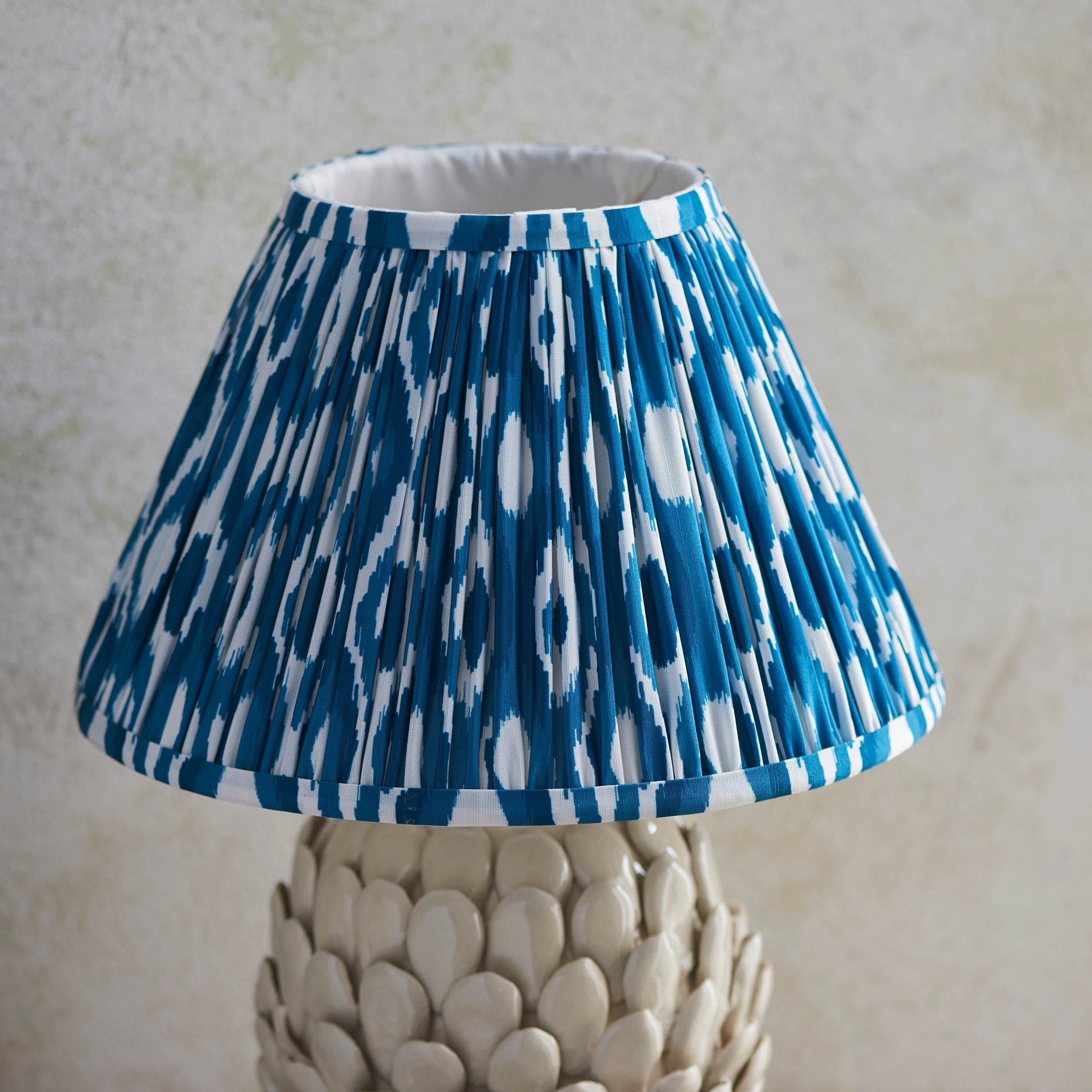 Endon Layered Leaf Ivory Crackle Glaze Ceramic Table Lamp & Ikat 30cm Marlin Blue Shade