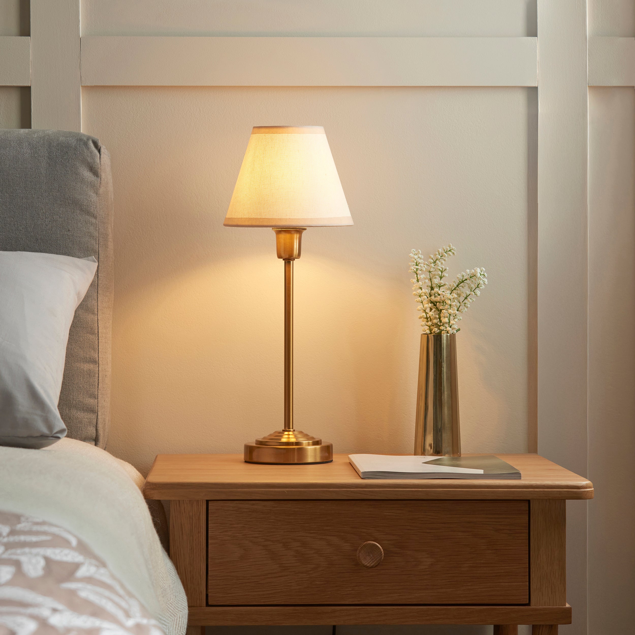 Endon Rise & Ivy 16cm Table Lamp - Vintage Brass Finish & Vintage White Fabric