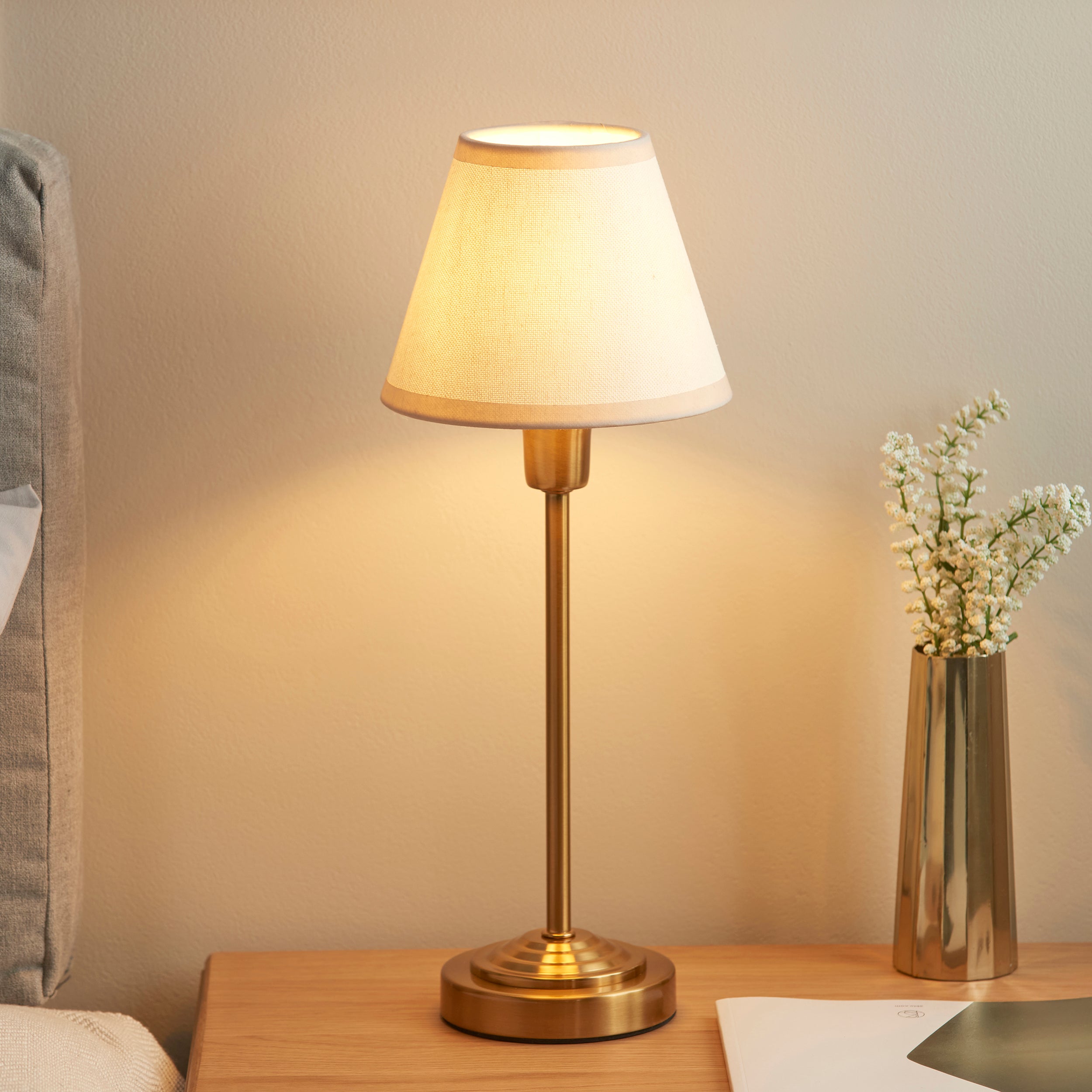 Endon Rise & Ivy 16cm Table Lamp - Vintage Brass Finish & Vintage White Fabric