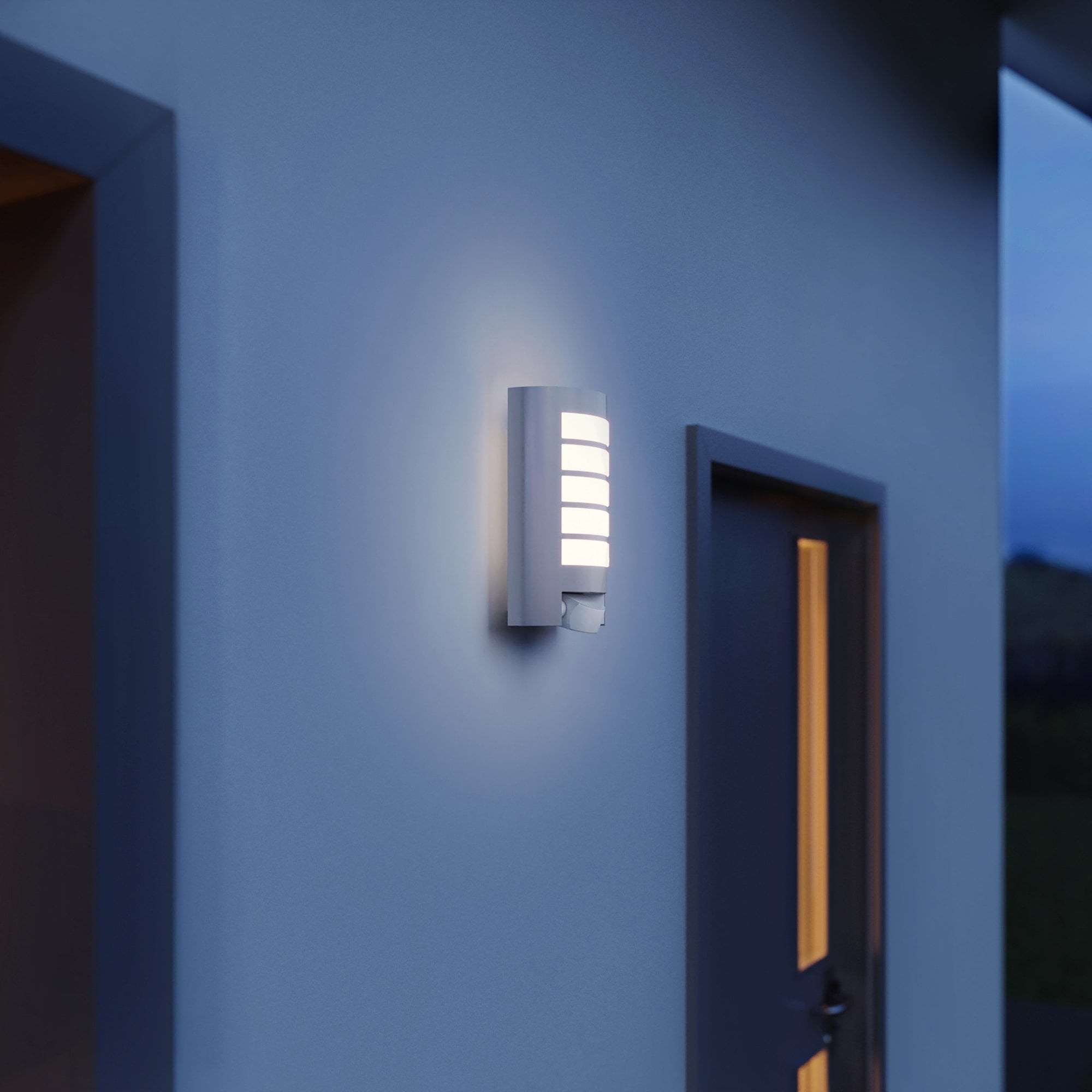 Steinel L 12 Wall light with PIR - Silver