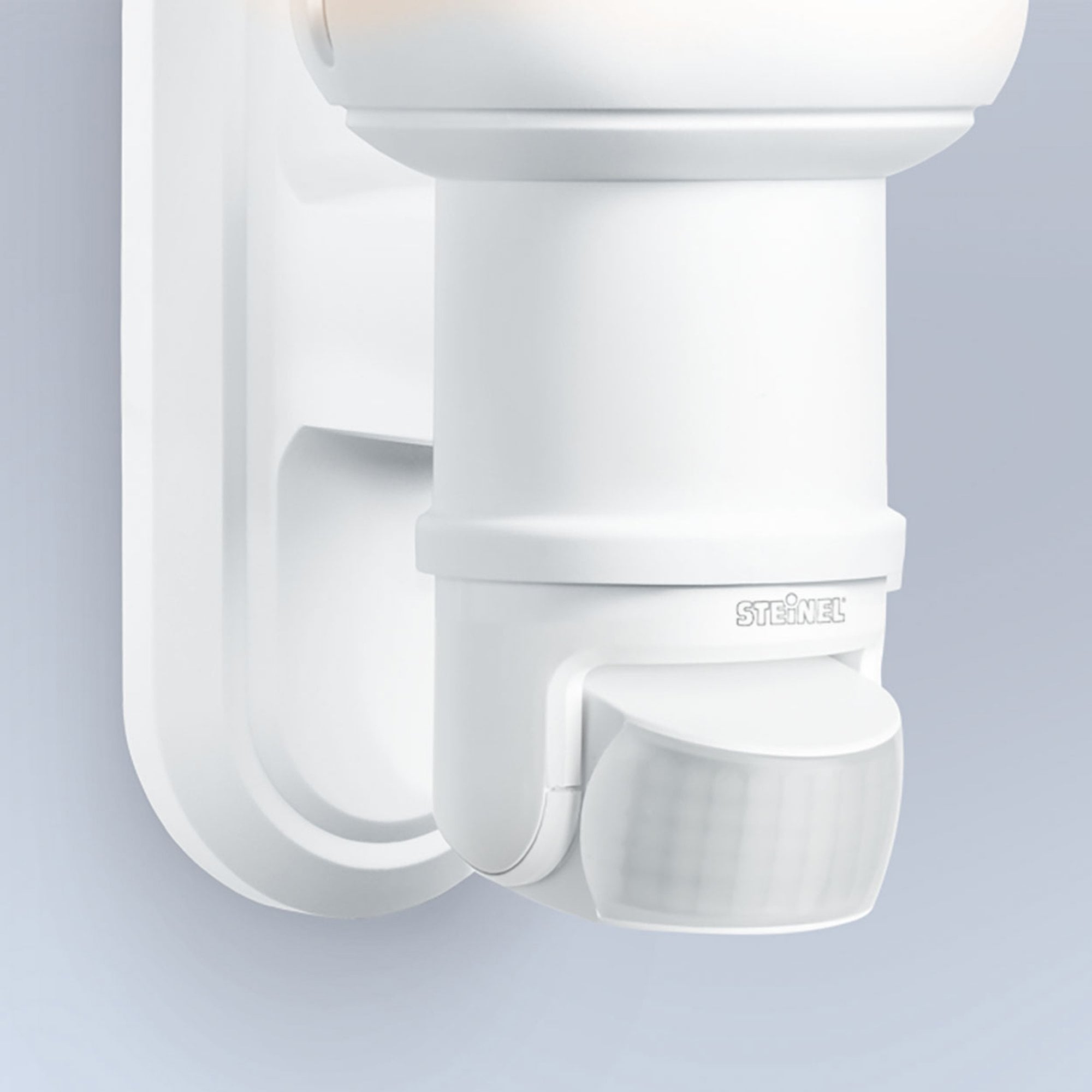 Steinel L 560 S Classic Globe Wall light with 140 degree PIR - White