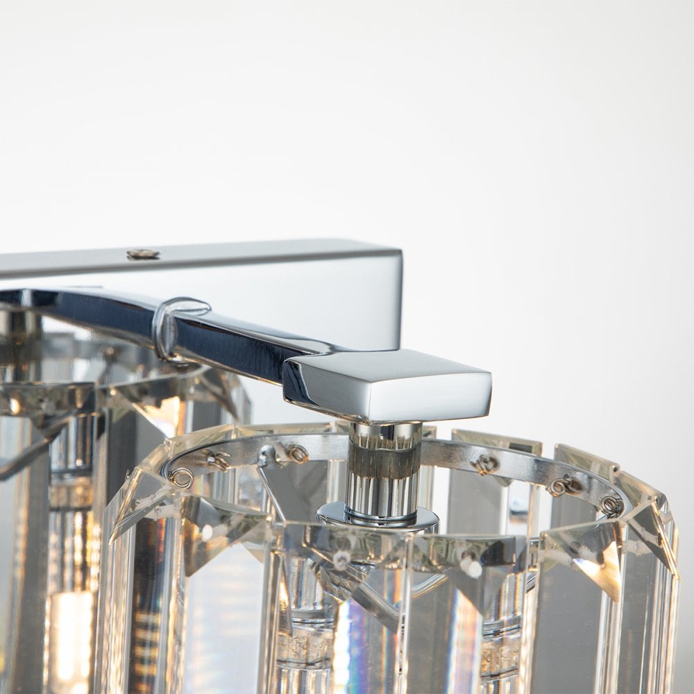 Quoizel Divine Single Bathroom Wall Light - Polished Chrome