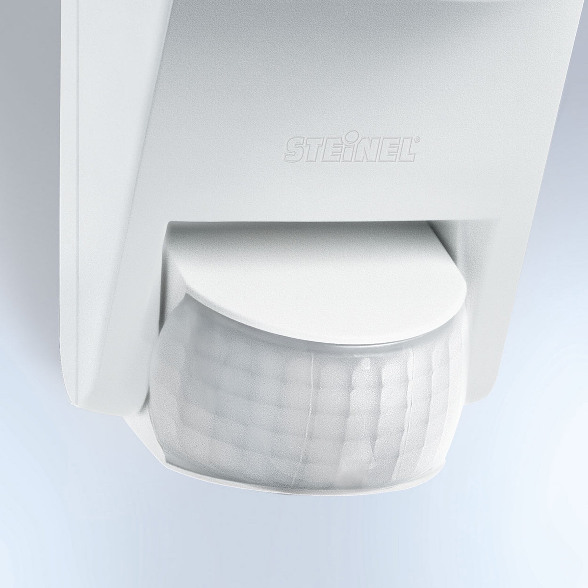 Steinel L 585 S Classic Globe Wall light with 180 degree PIR White
