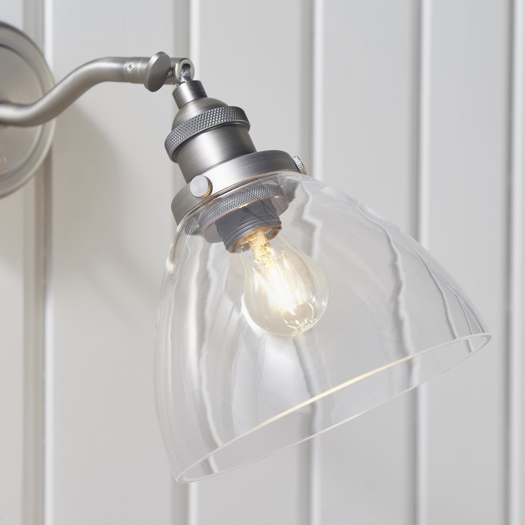 Endon Hansen Single Light Wall Light - Brushed Silver Paint & Clear Glass