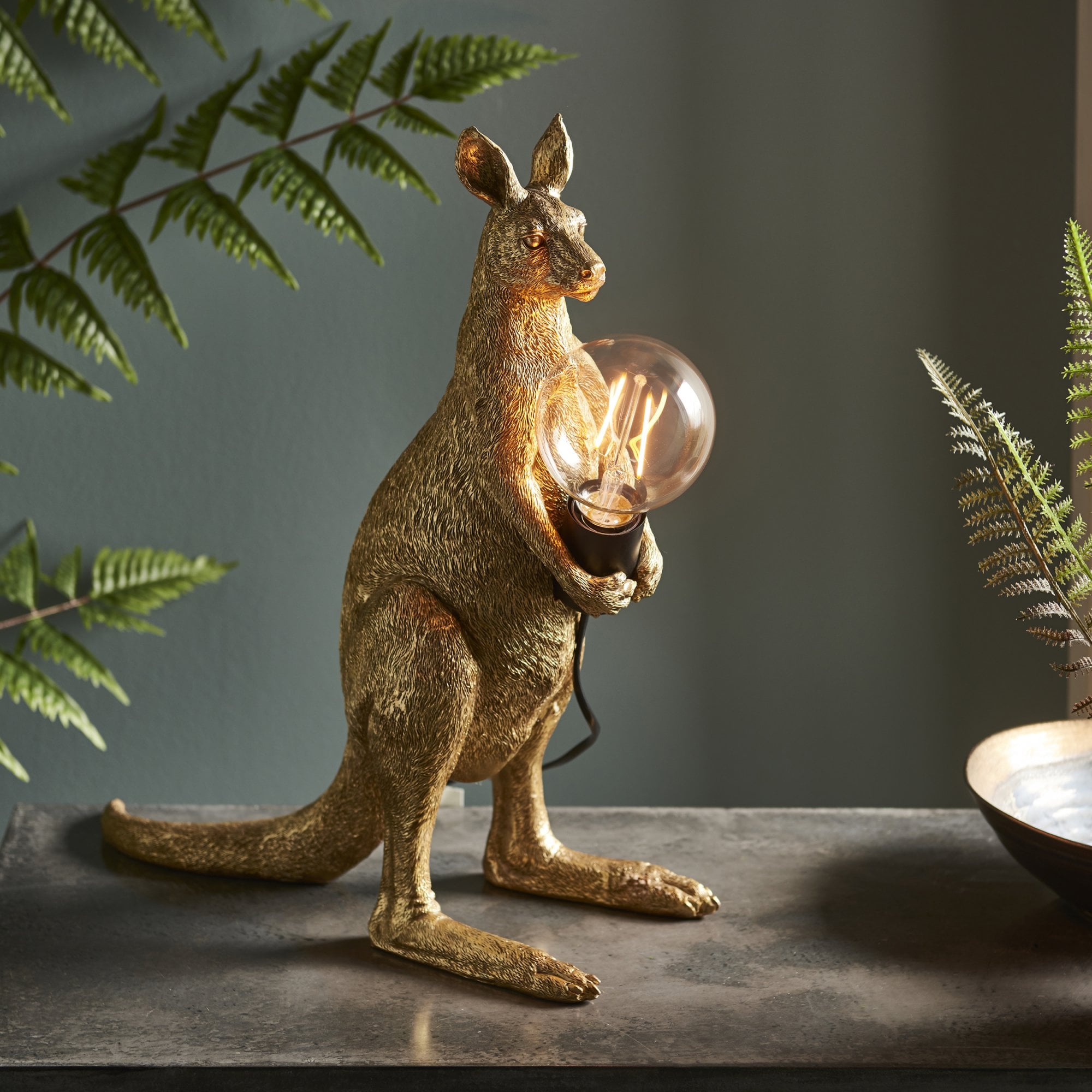 Utopia Skippy The Kangaroo Table Lamp - Vintage Gold