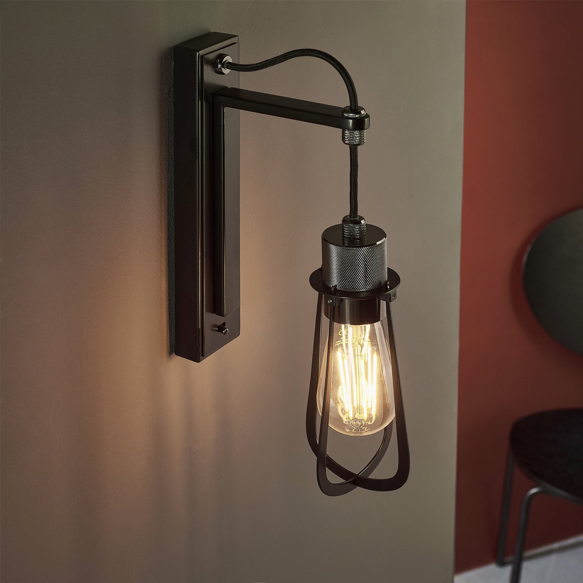 Utopia Metallic Wall Light - Black Chrome