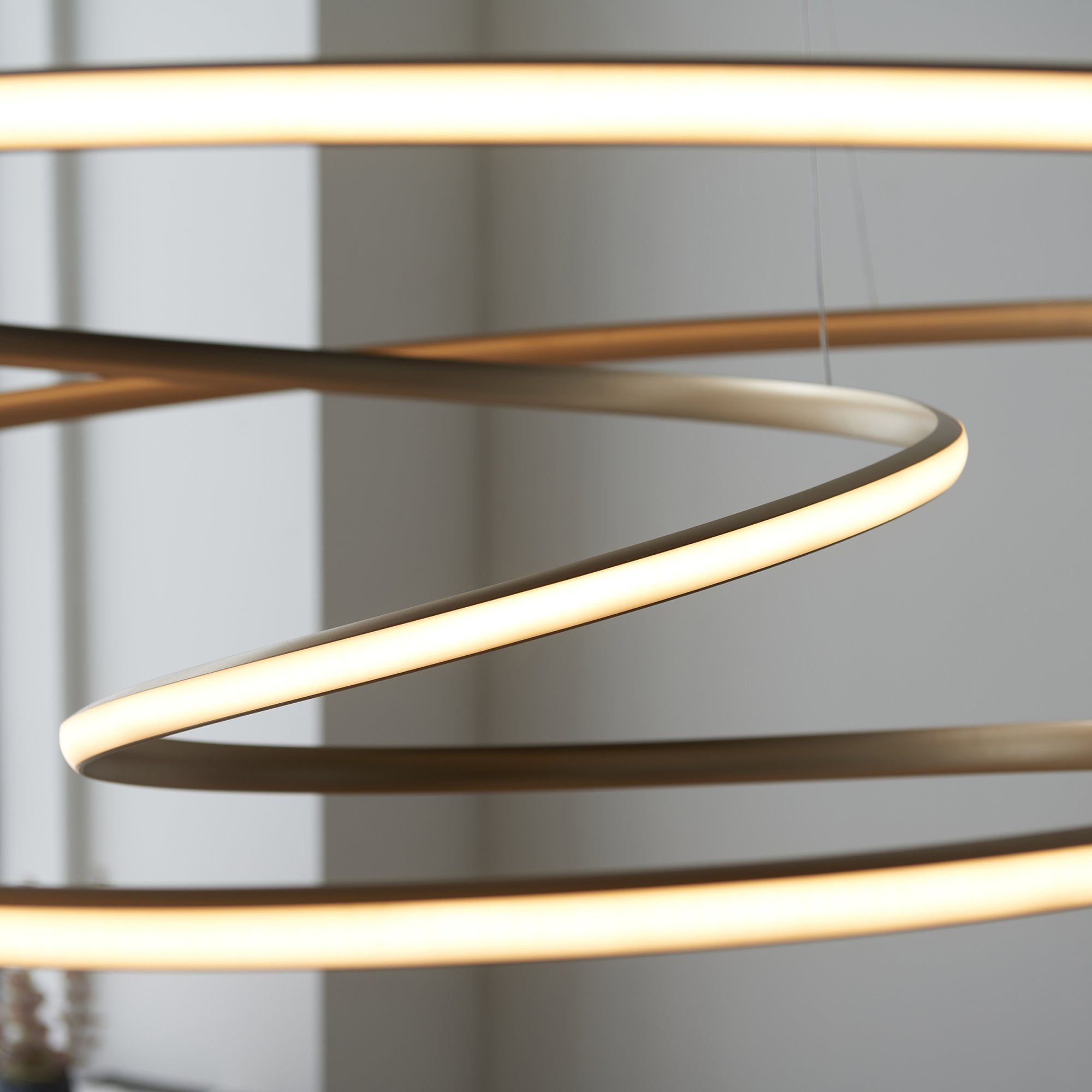 Utopia Ribbon Hoop Pendant - Gold - Extra Large