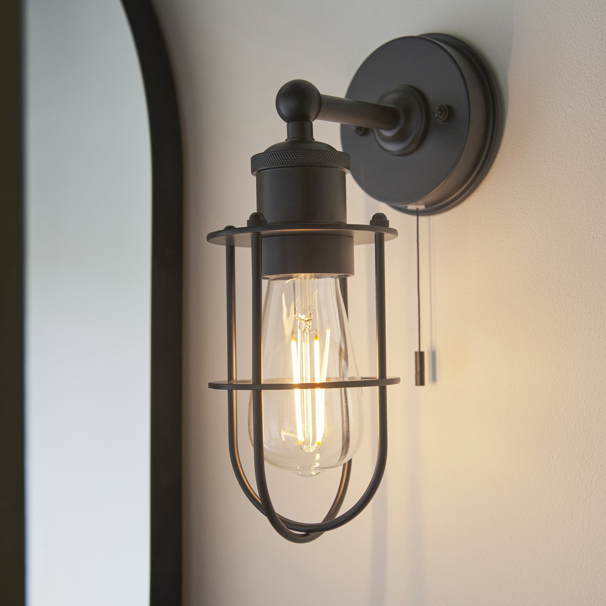 Utopia Aviary Single Wall Light - Matt Black