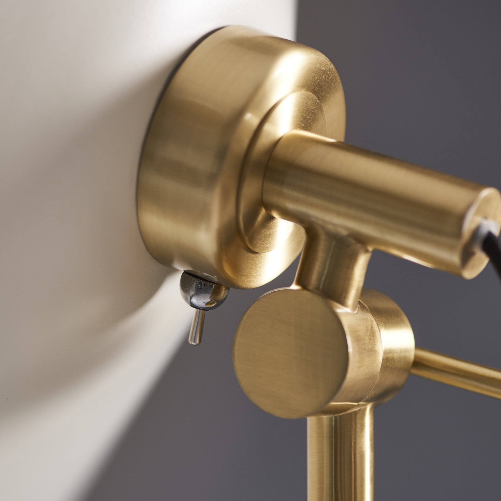 Utopia Satellite Coned Floor Light - Brushed Brass Plate & Warm White