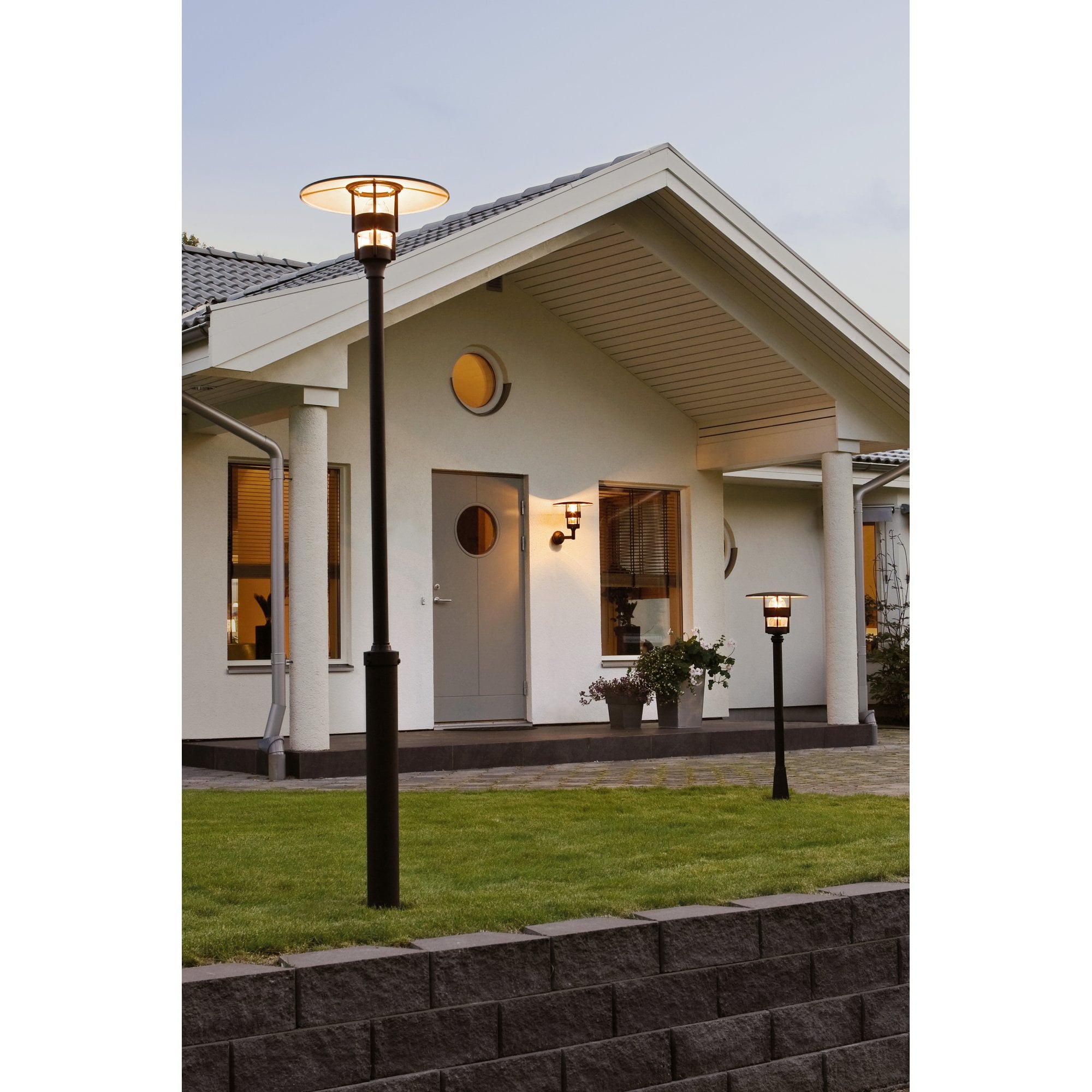 Konstsmide Freja Lampost (With Taurus Column) - Matt Black