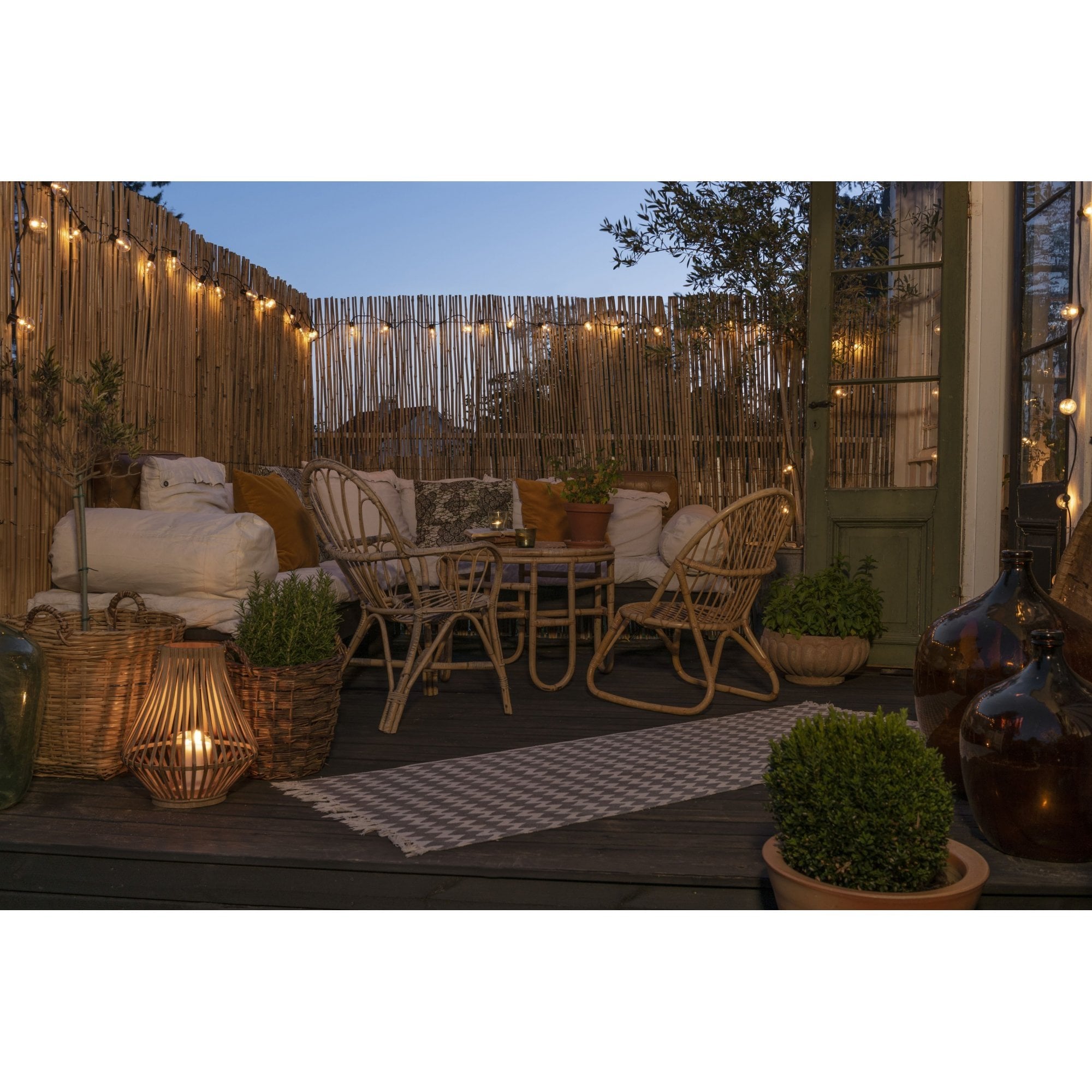 Konstsmide Festoon 4.75m Light Set - 20 Round LED Bulbs - 2400K