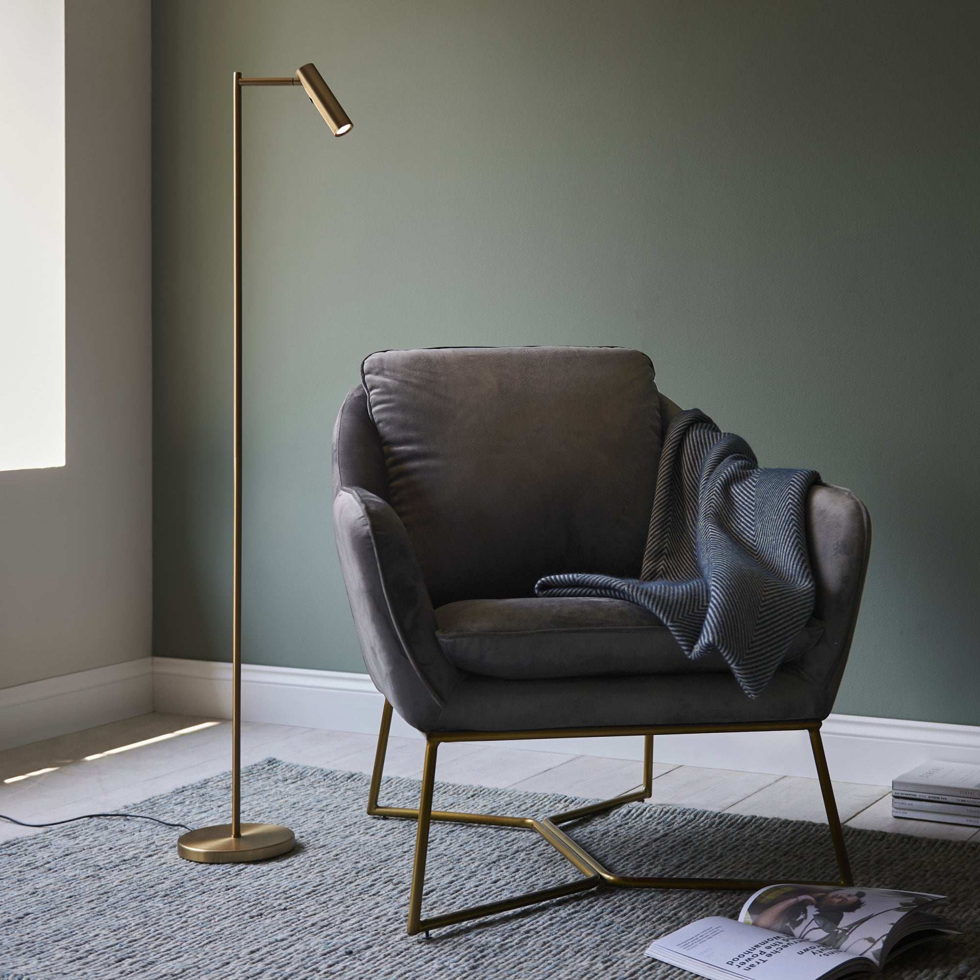 Endon Dedicated Reader Single Floor Light - Warm Brass Plate