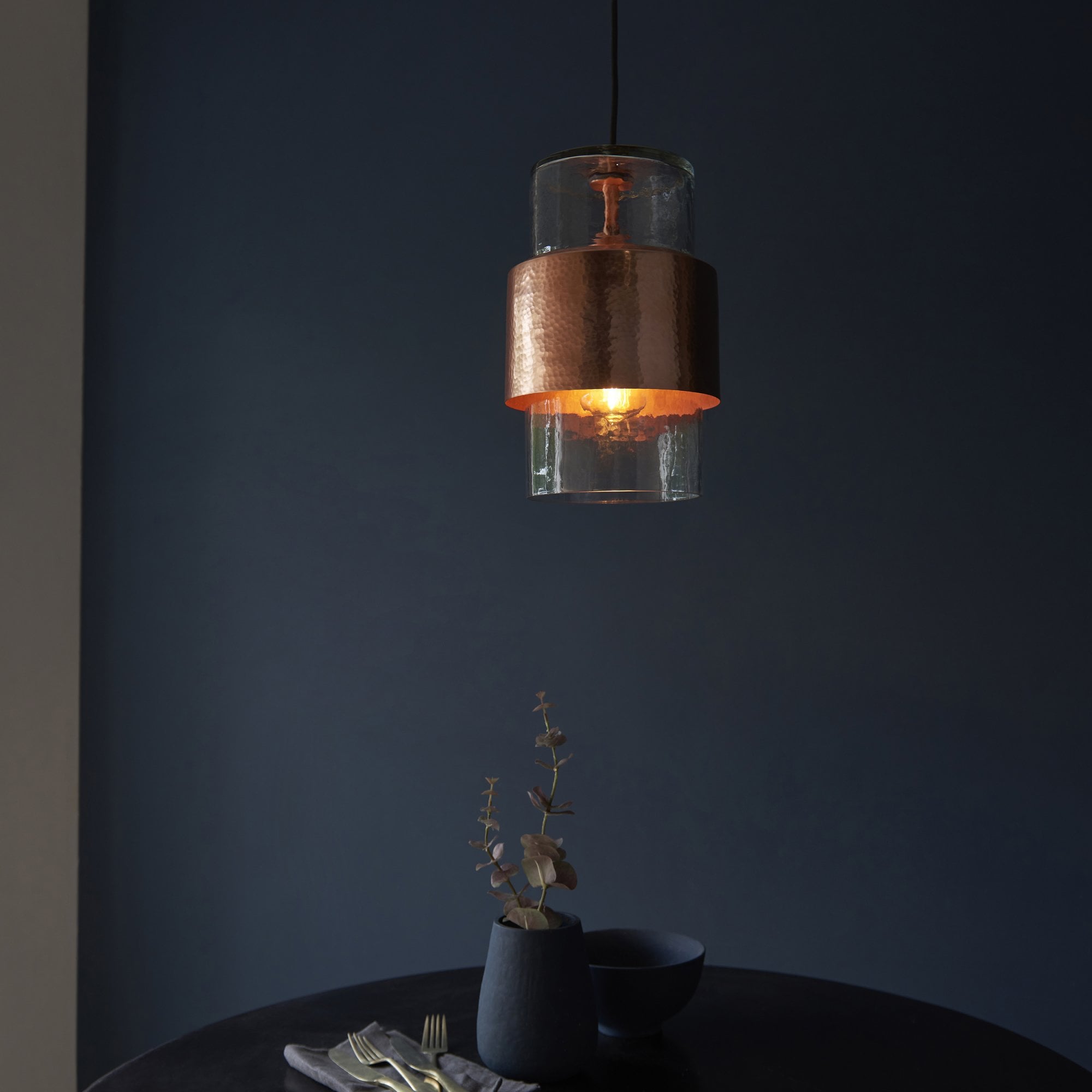 Utopia Swirl Single Pendant - Hammered Copper Plate & Textured Clear Glass