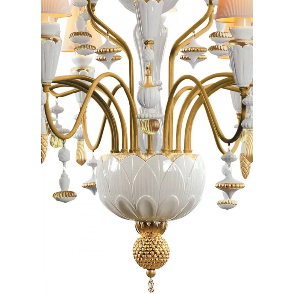 Lladro Ivy & Seed Medium 20 Light Chandelier - White & Golden Luster