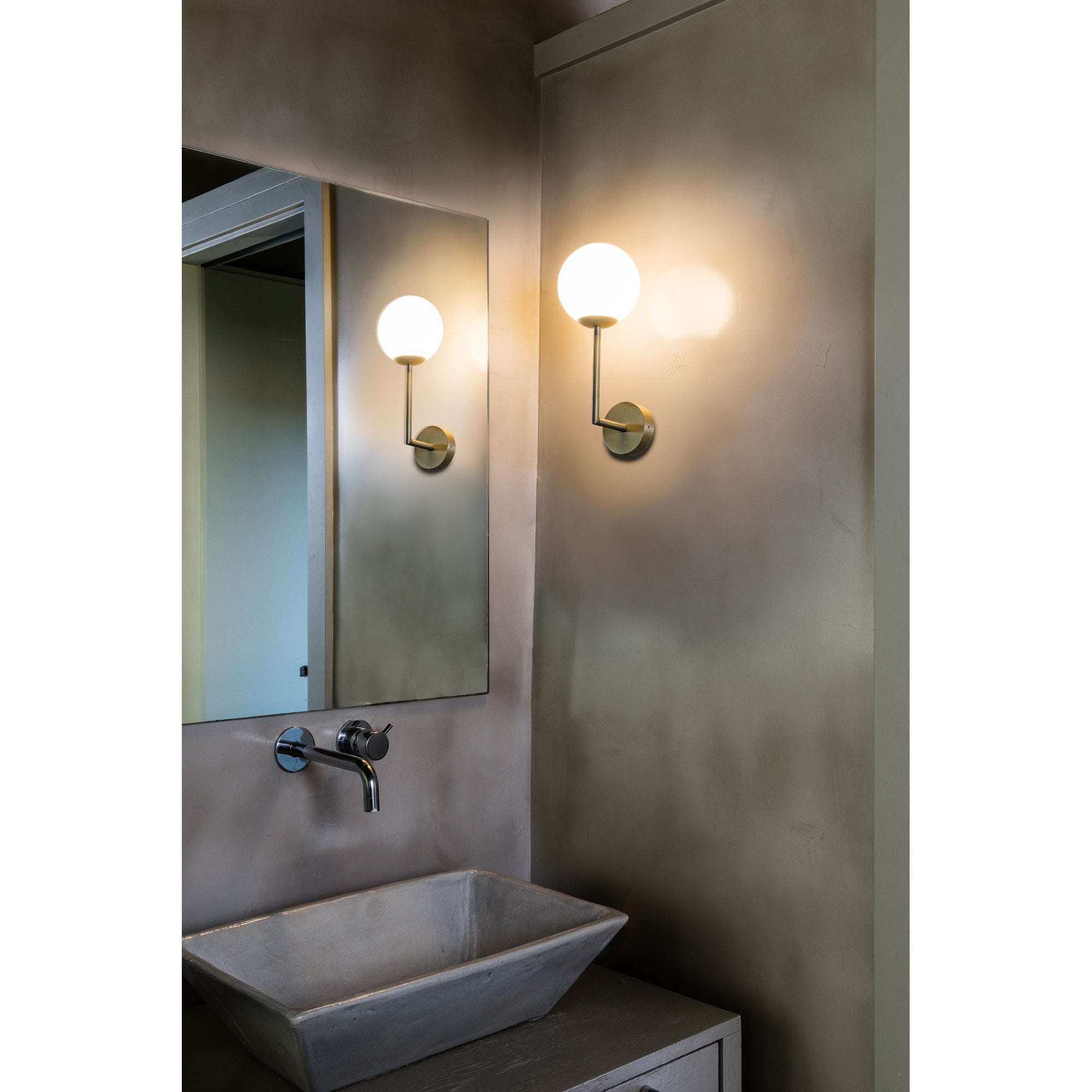 Faro Gala Wall Lamp - Satin Gold