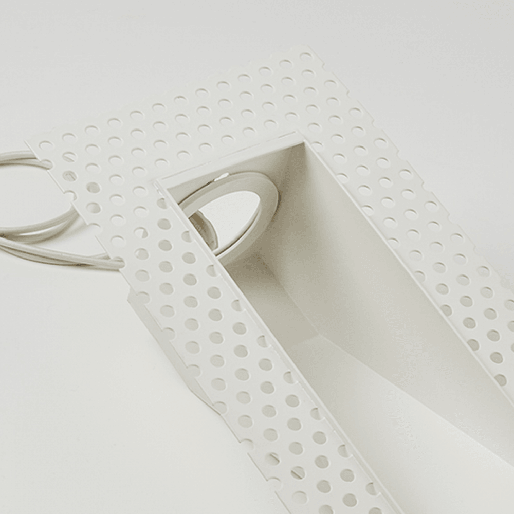 Context Helsinki Trimless GU10 Step Light - Matt White