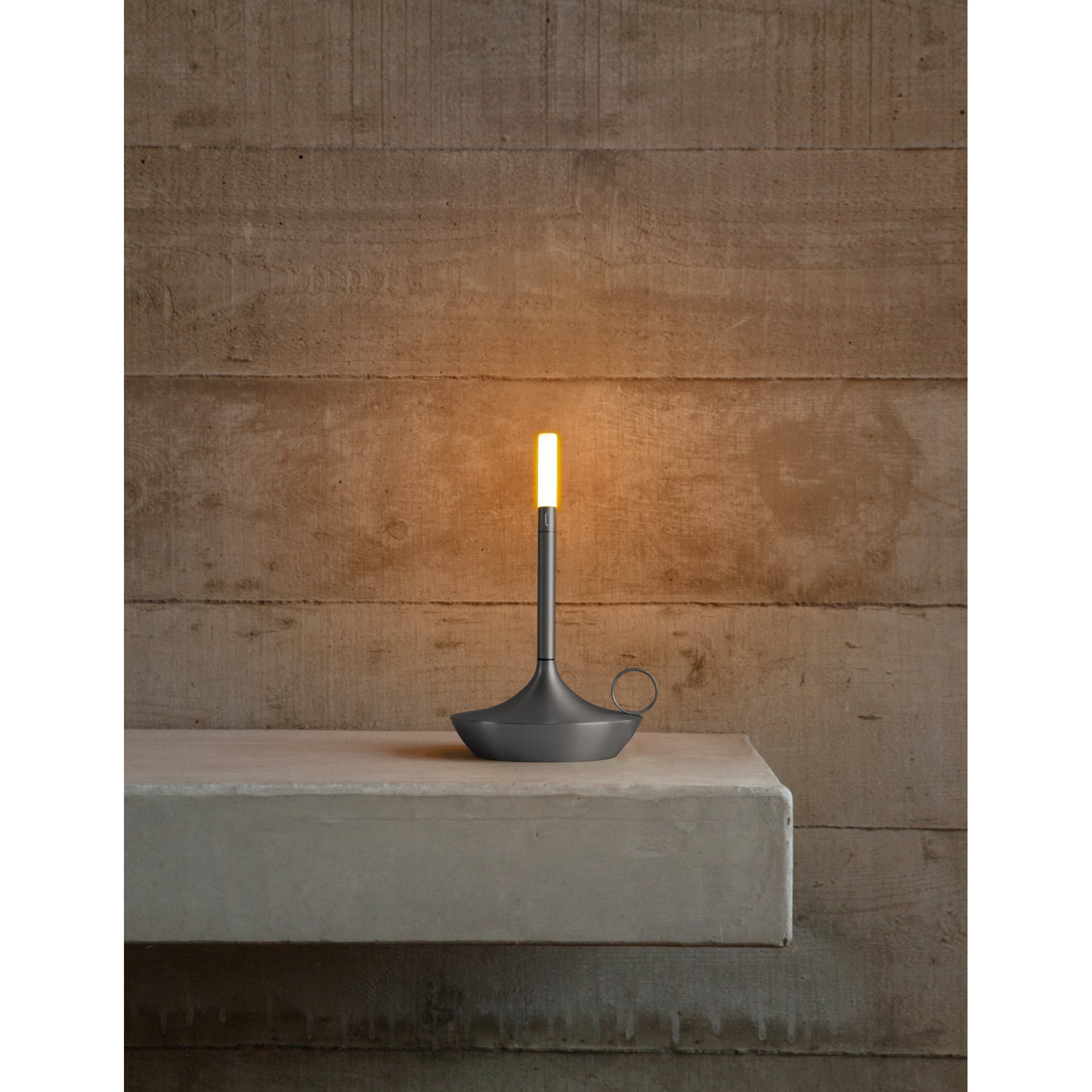 Wick S Small Rechargeable USB-C Table Light - Graphite