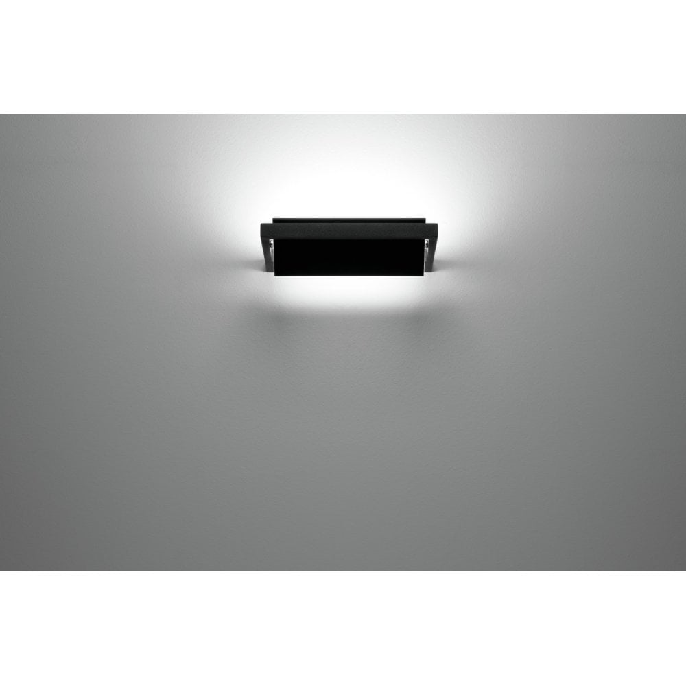 Stilnovo Tablet 24cm Medium Single Wall Light - Black
