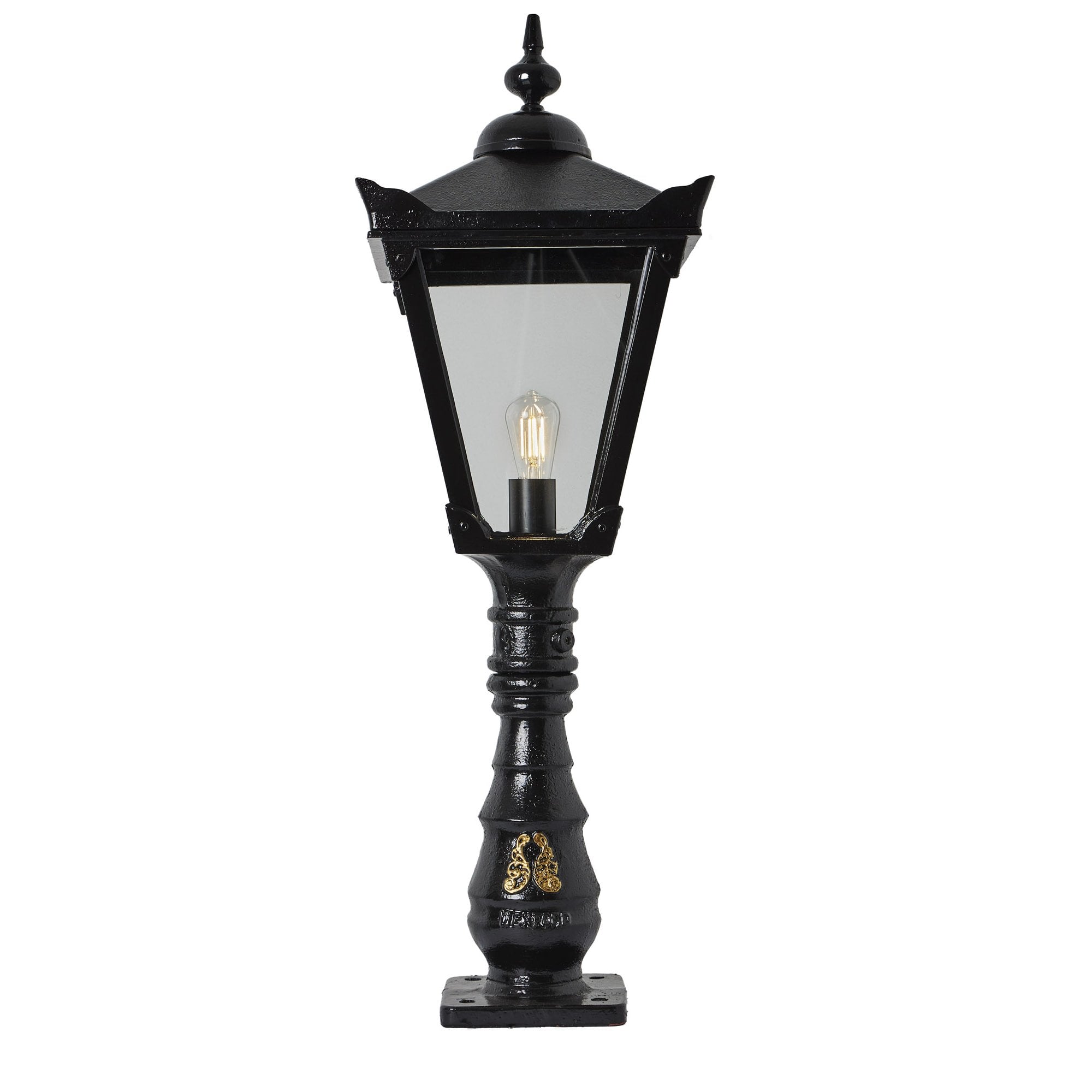 Harte Victorian 1.1m Traditional Pedestal Light - Cast Iron