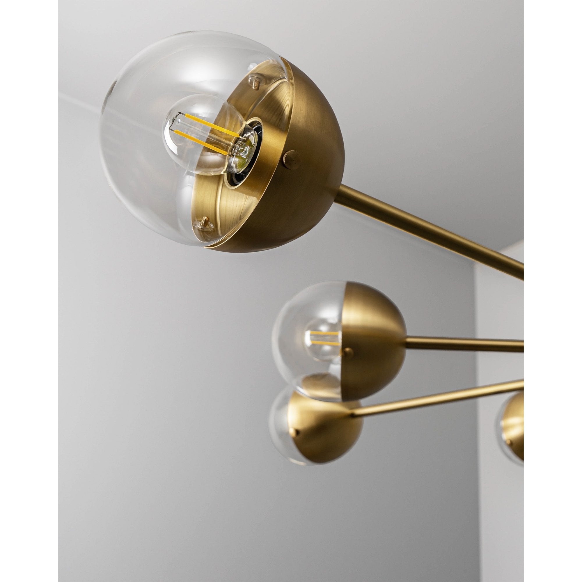Schwung Molecule Spark Round 10 Light Chandelier - Transparent Glass