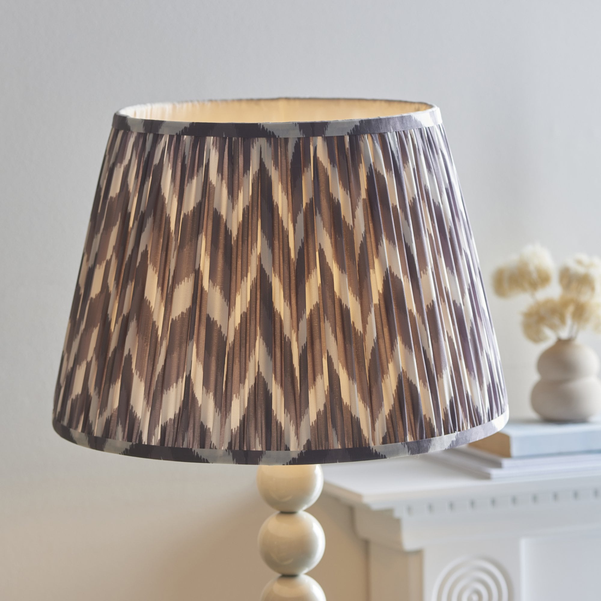 Endon Higgledy Gloss Almond White Floor Lamp & Zigzag 40cm Pearl Grey Shade