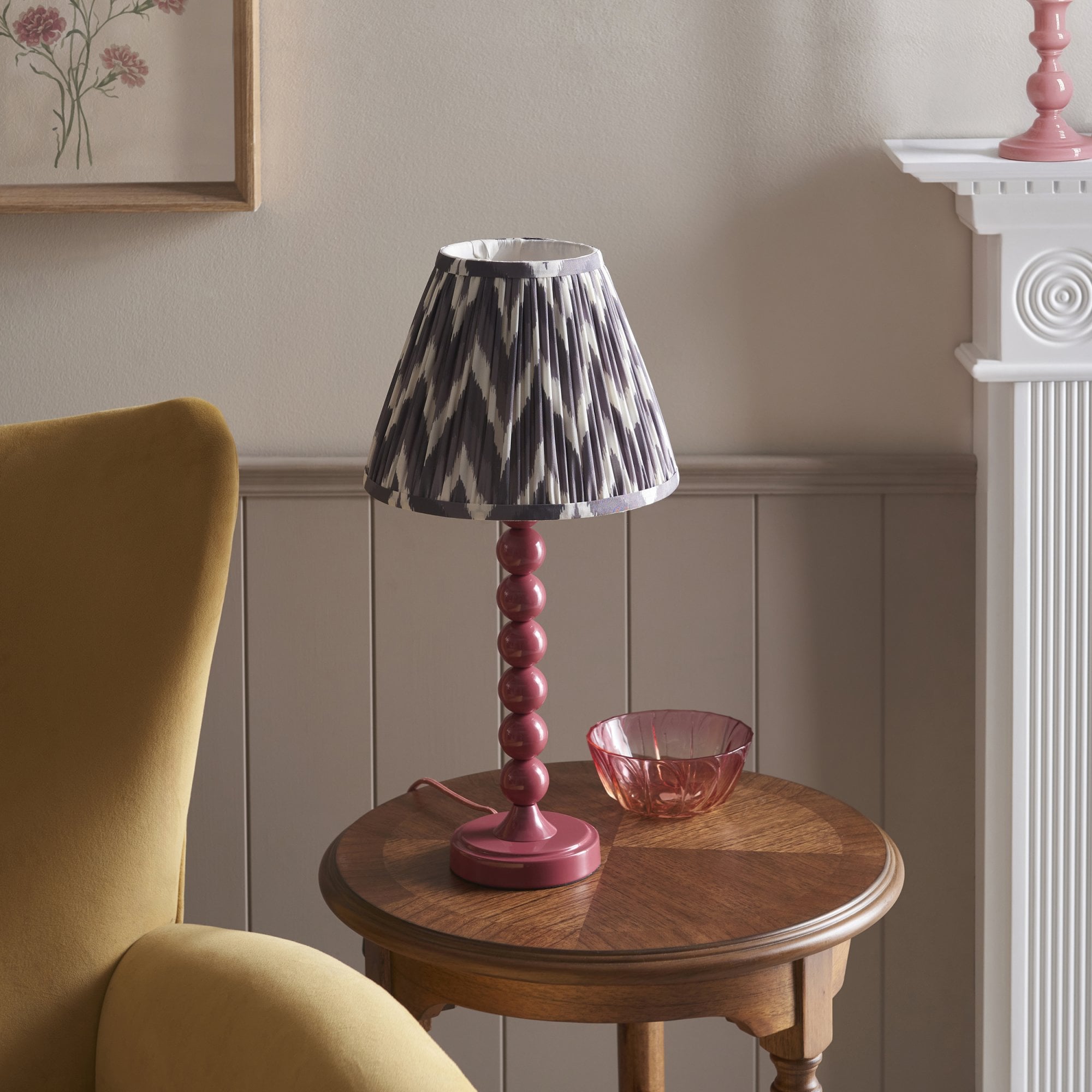 Endon Higgledy Gloss Pink Clay Table Lamp & Zigzag 25cm Pearl Grey Shade
