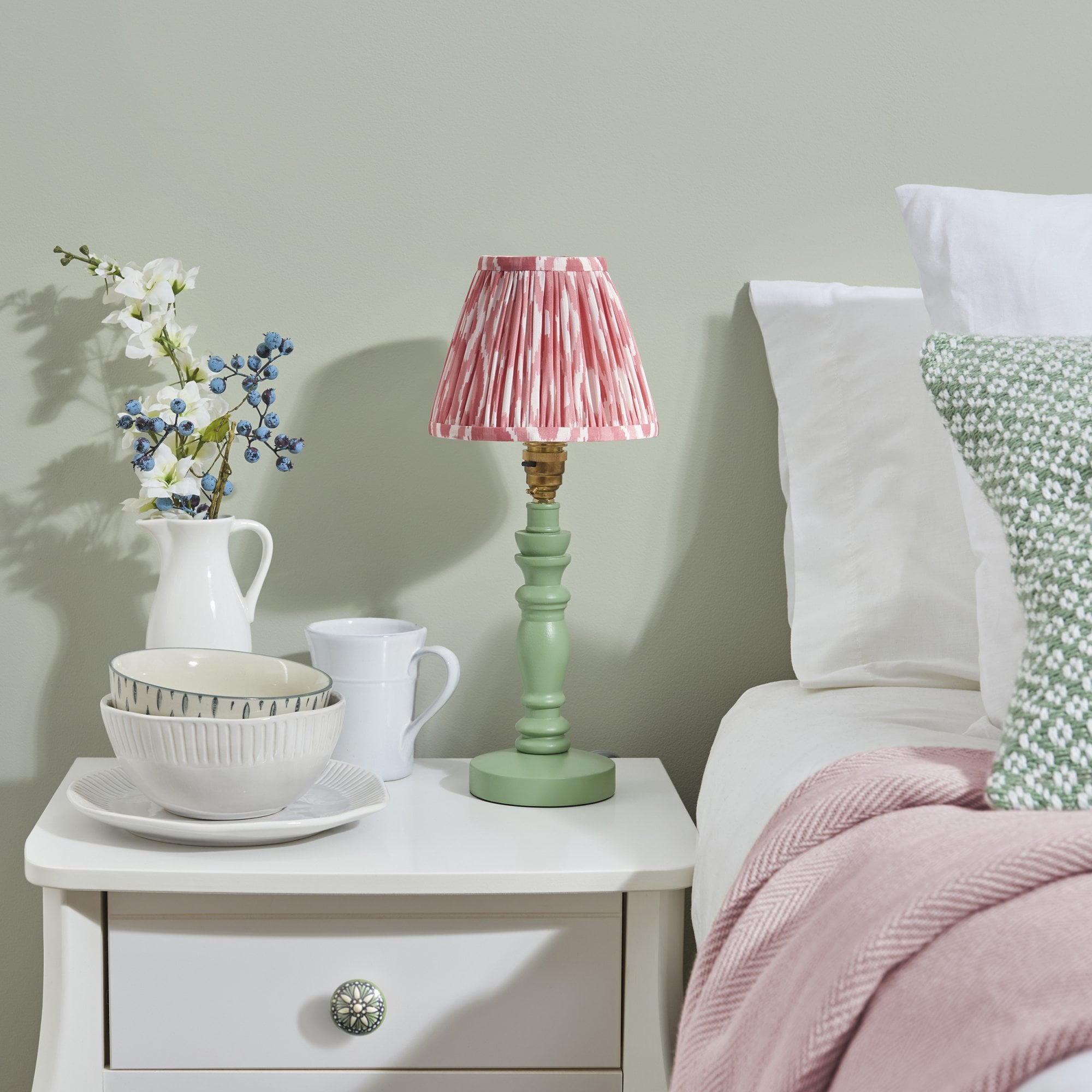 Endon Bibury Satin Cotswold Green Table Lamp & Ikat 16cm Coral Pink Shade