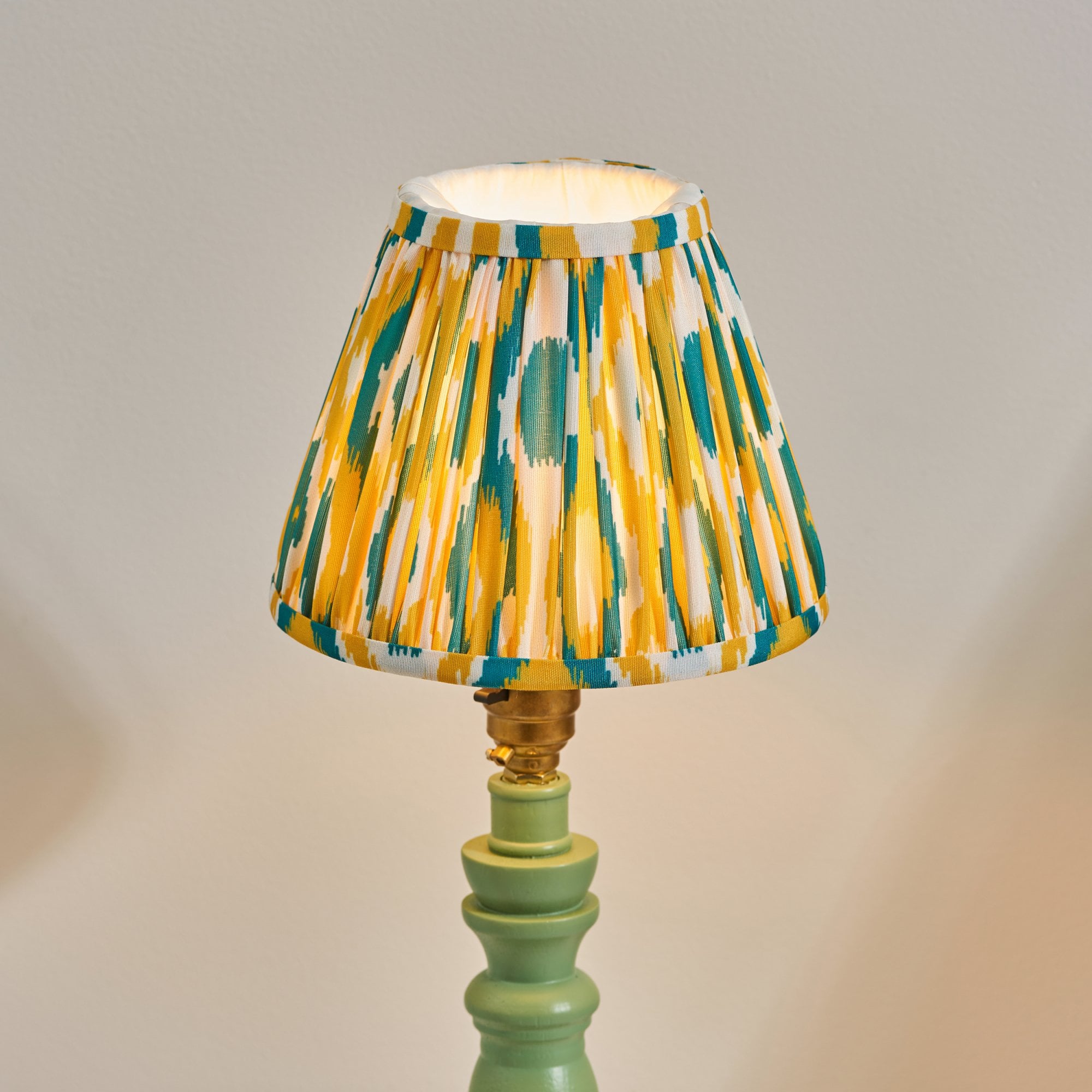 Endon Bibury Satin Cotswold Green Table Lamp & Ikat 16cm Yellow & Jade Shade
