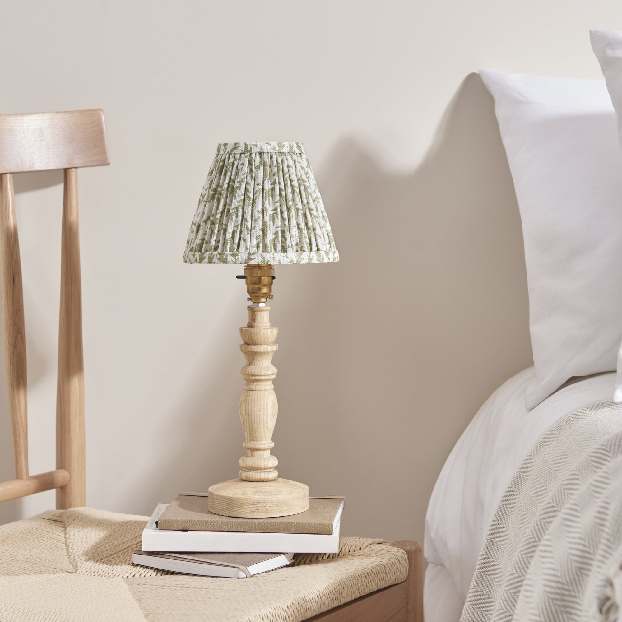 Endon Bibury Natural Ash Wood Table Lamp & Leaf 16cm Herb Garden Green Shade