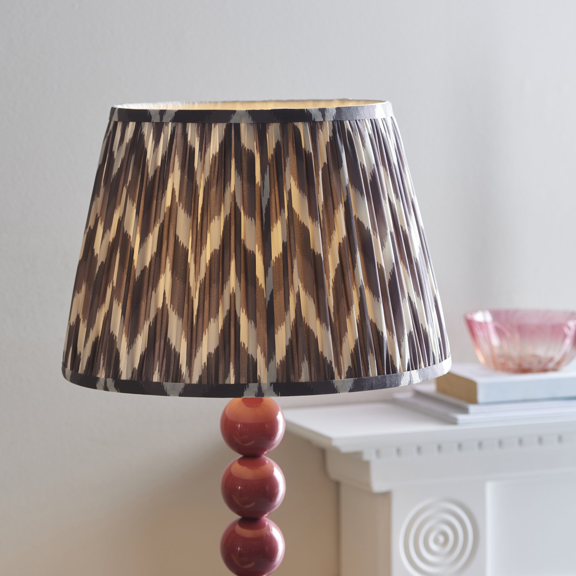 Endon Higgledy Gloss Pink Clay Floor Lamp & Zigzag 35cm Pearl Grey Shade