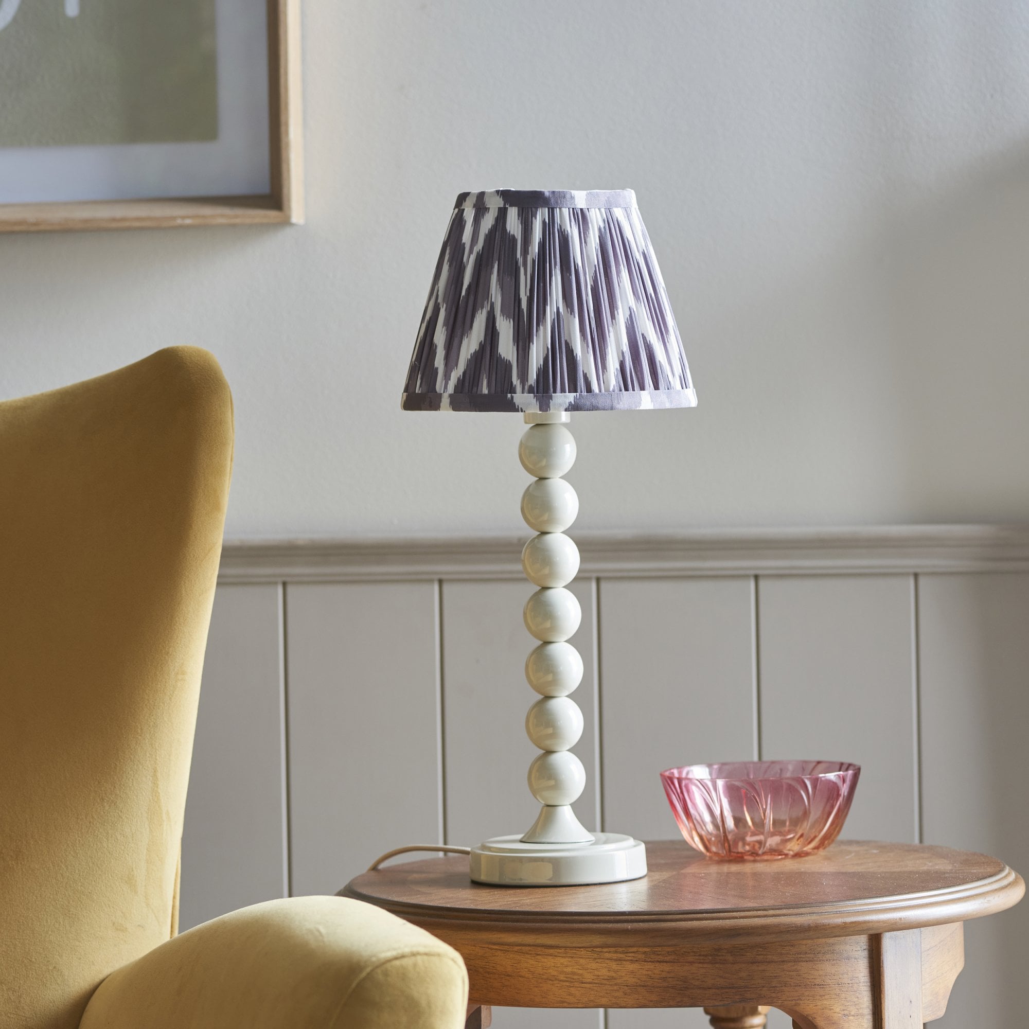 Endon Higgledy Gloss Almond White Table Lamp & Zigzag 20cm Pearl Grey Shade