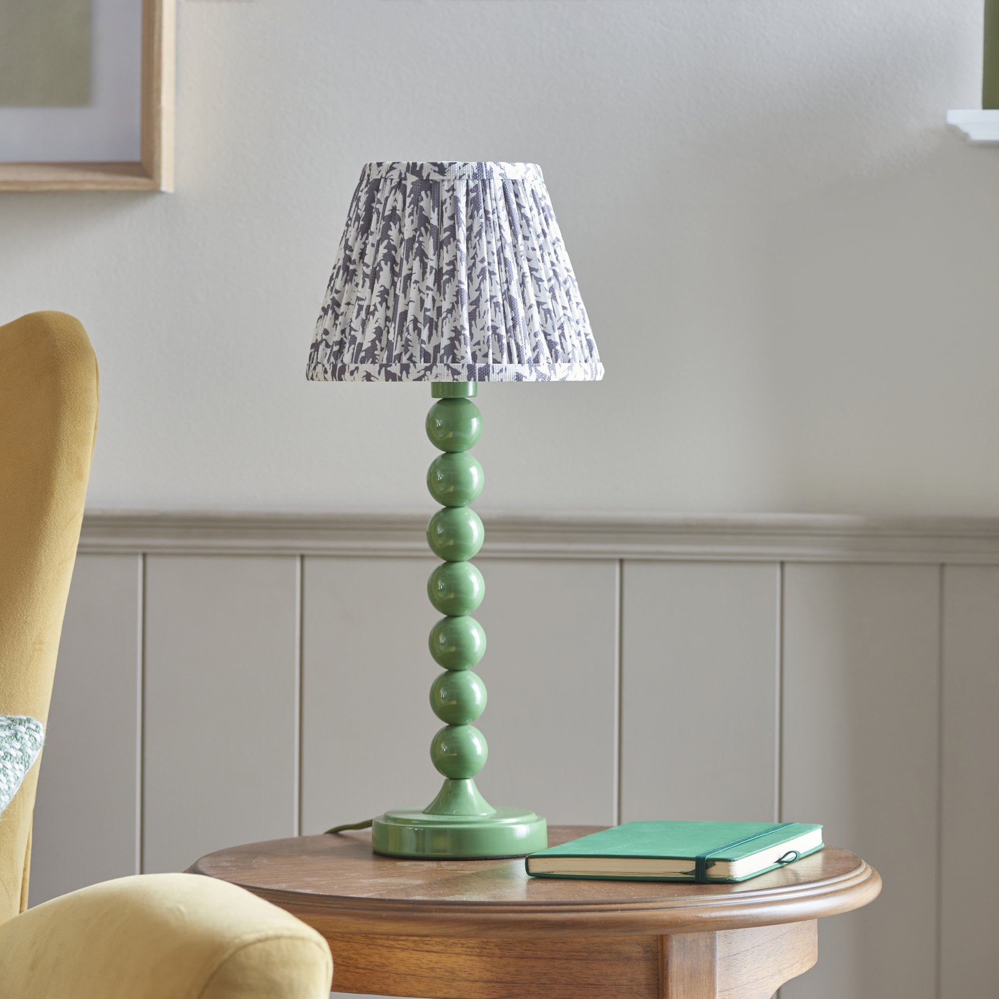 Endon Higgledy Gloss Cotswold Green Table Lamp & Leaf 20cm Pearl Grey Shade
