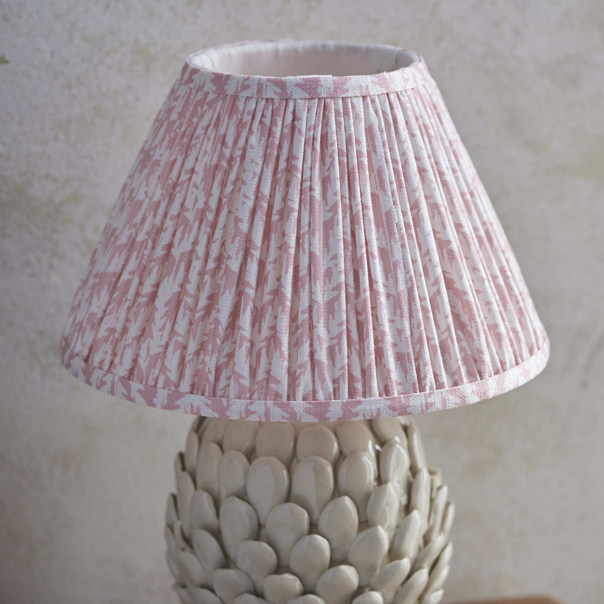 Endon Layered Leaf Ivory Crackle Glaze Ceramic Table Lamp & Leaf 30cm Peachy Keen Shade