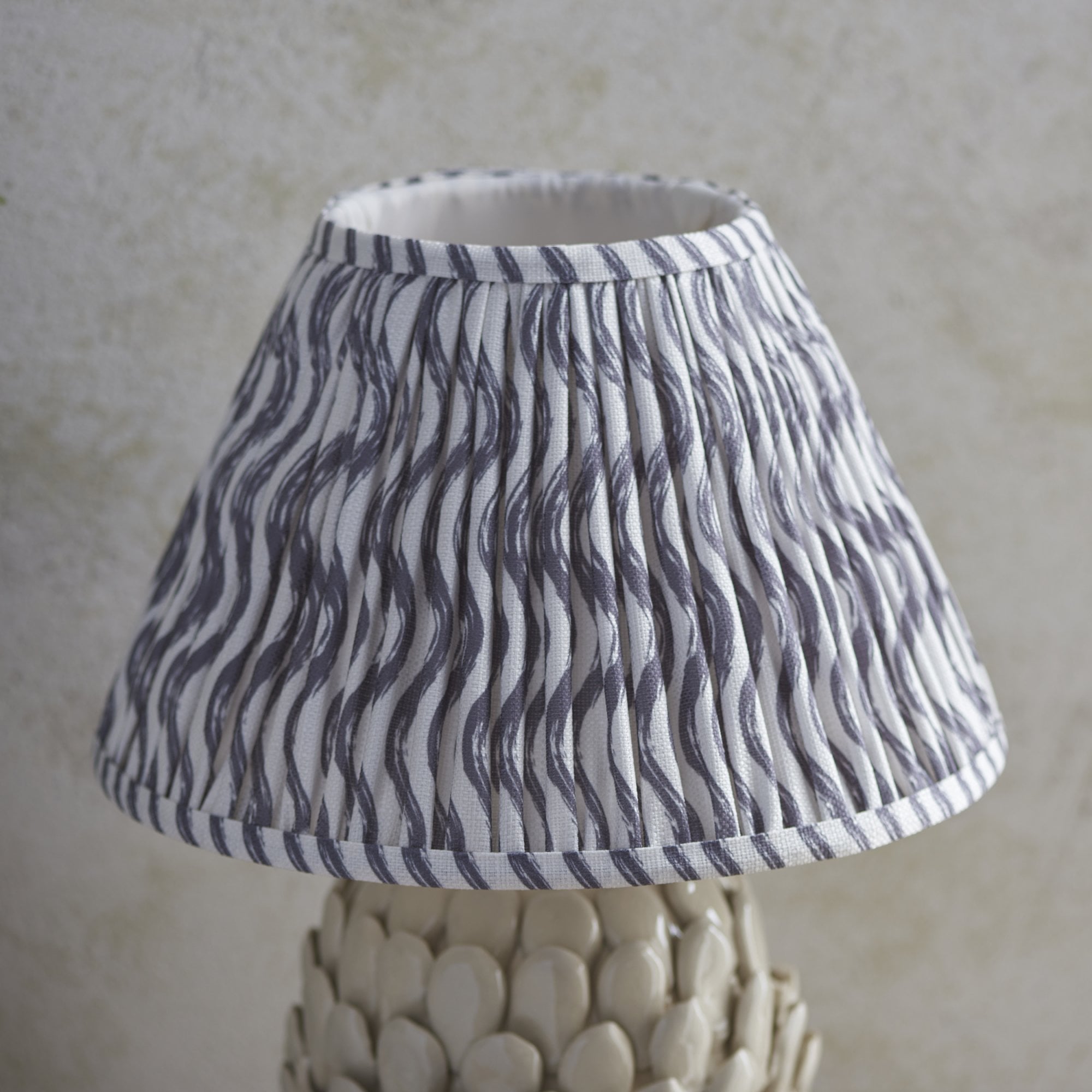 Endon Layered Leaf Ivory Crackle Glaze Ceramic Table Lamp & Ripple 30cm Pearl Grey Shade