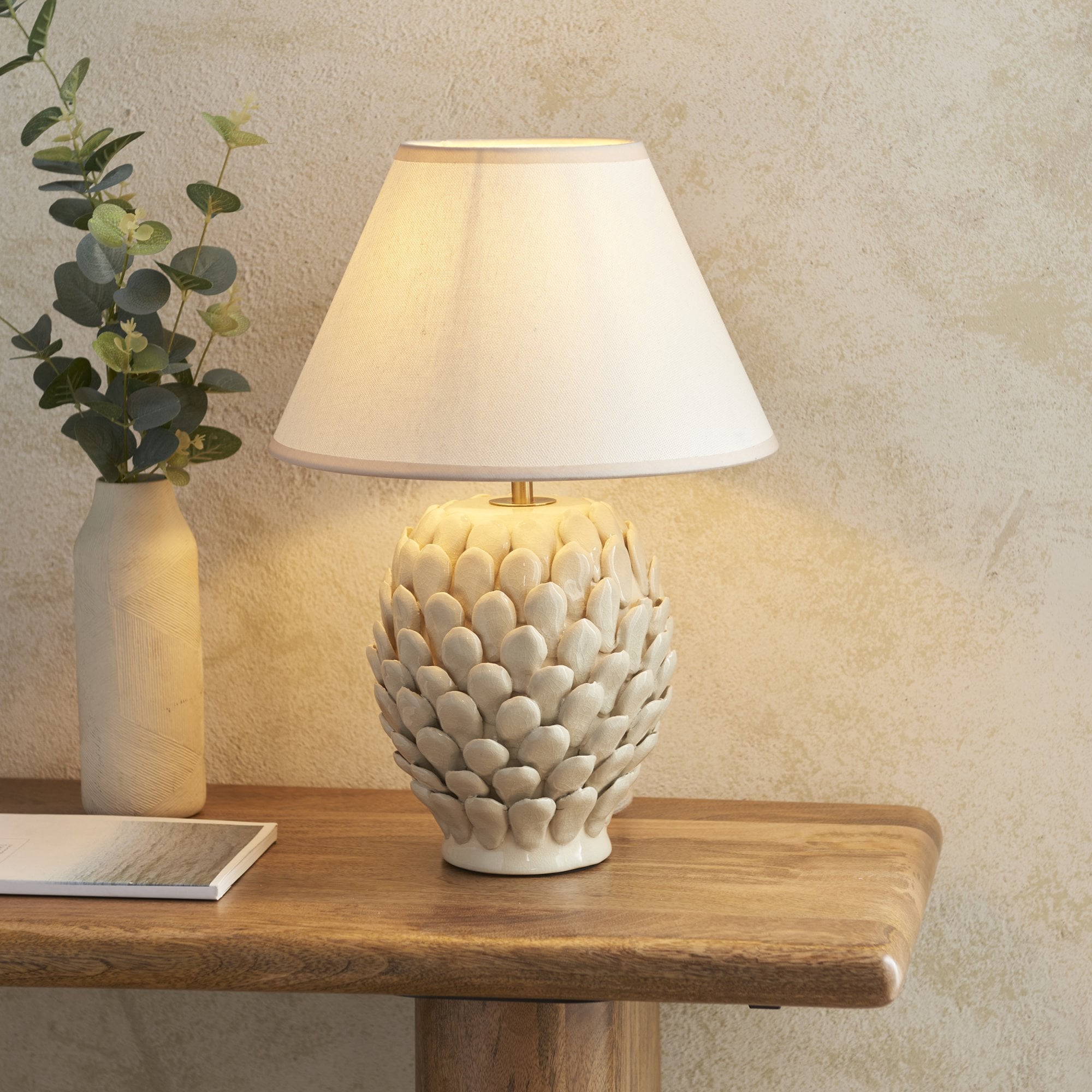 Endon Layered Leaf Ivory Crackle Glaze Ceramic Table Lamp & Ivy 30cm Vintage White Shade