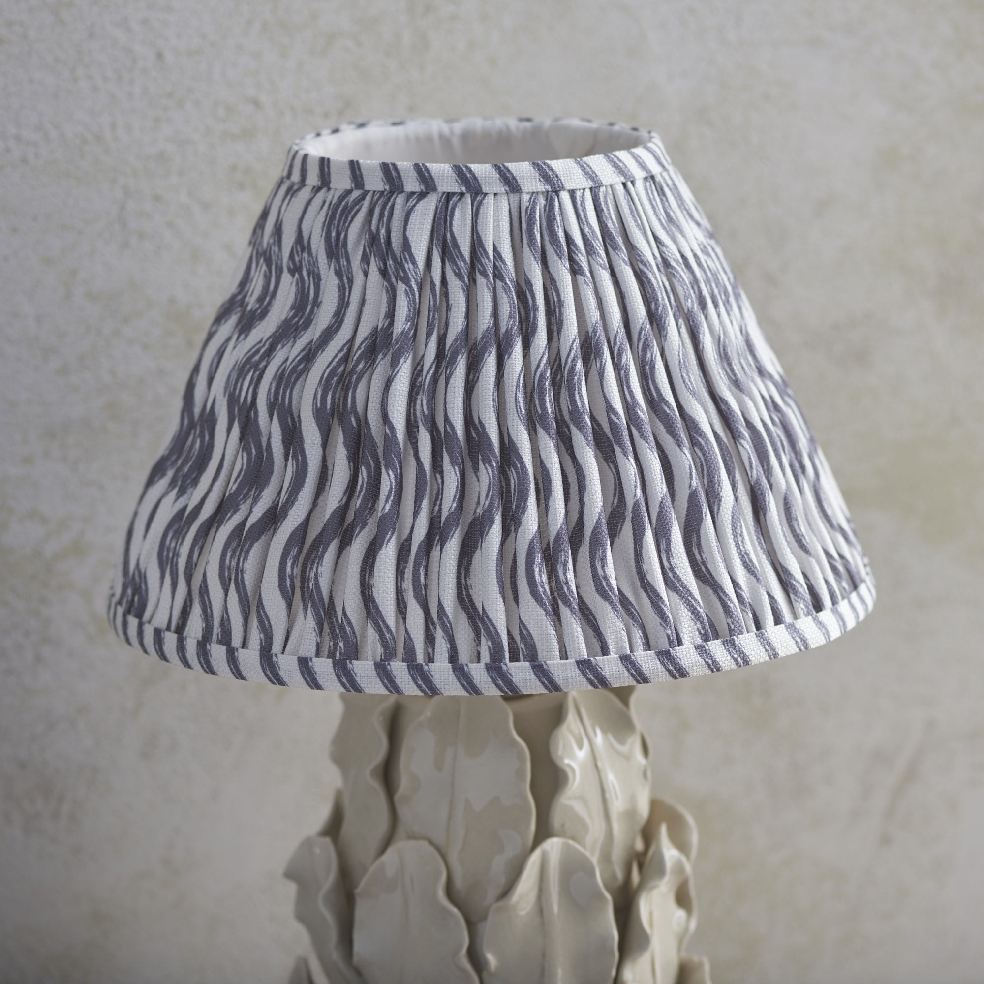 Endon Layered Decorative Leaf Ivory Crackle Glaze Ceramicable Table Lamp & Ripple 30cm Pearl Grey Shade